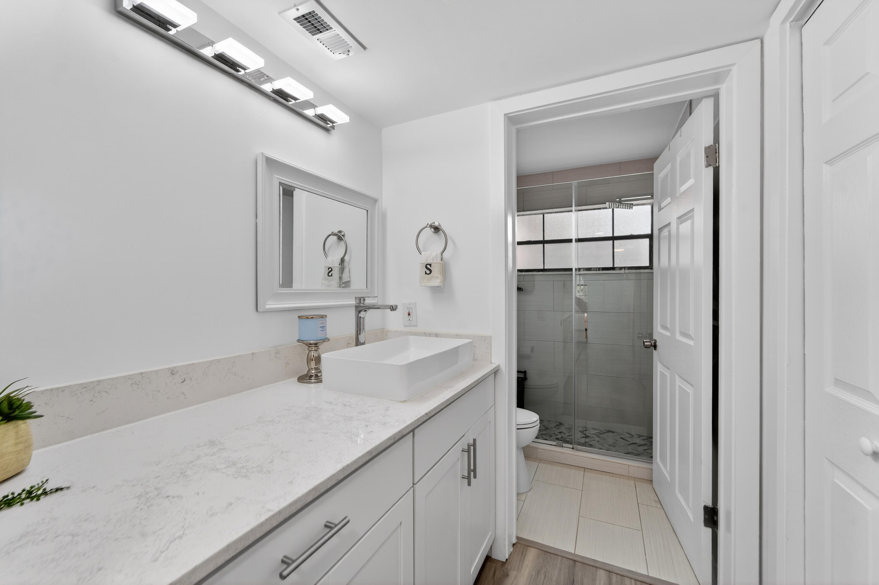 1672 Cypress Pointe Drive 1a Property Photo 15
