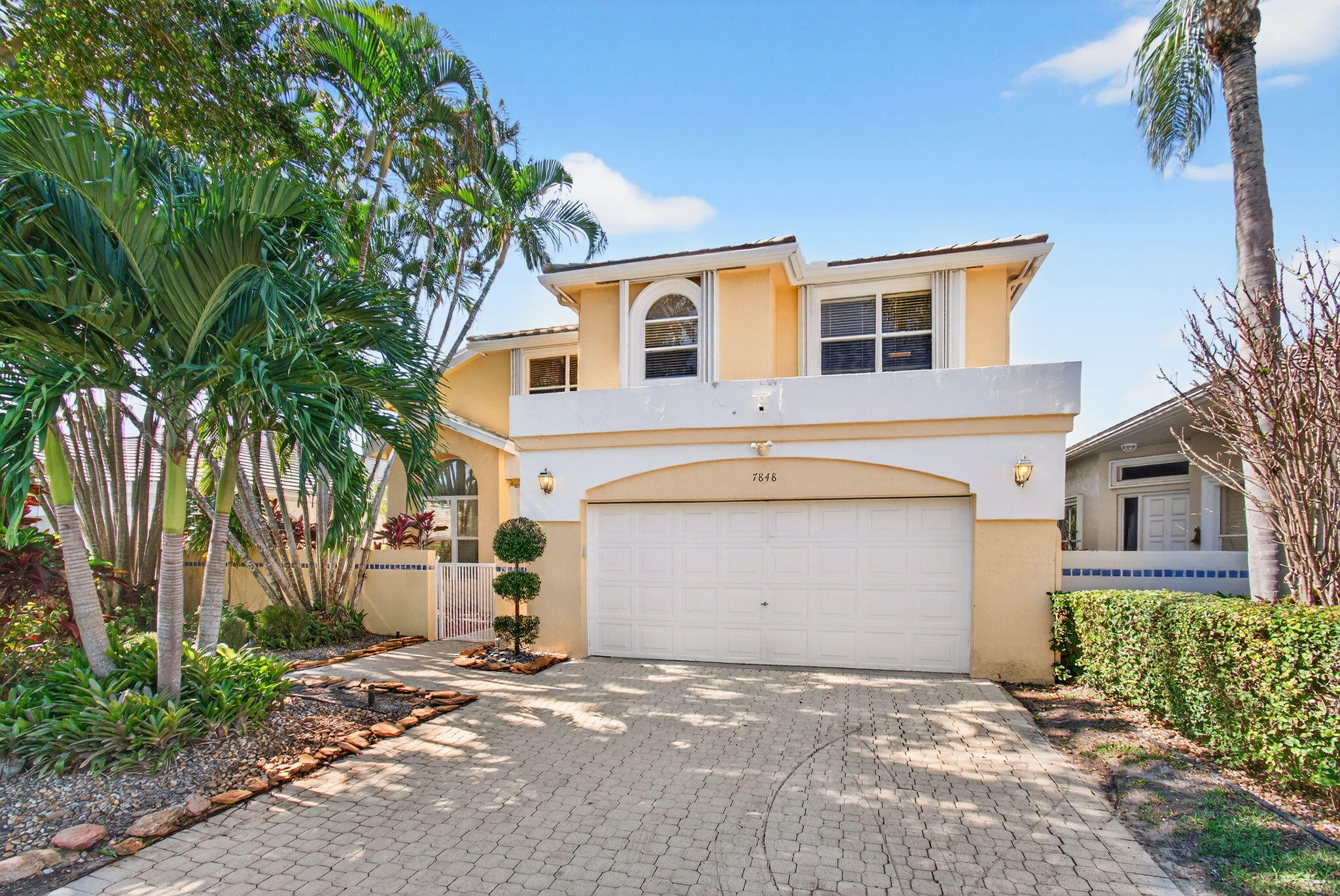 7848 Travlers Tree Drive Property Photo 1