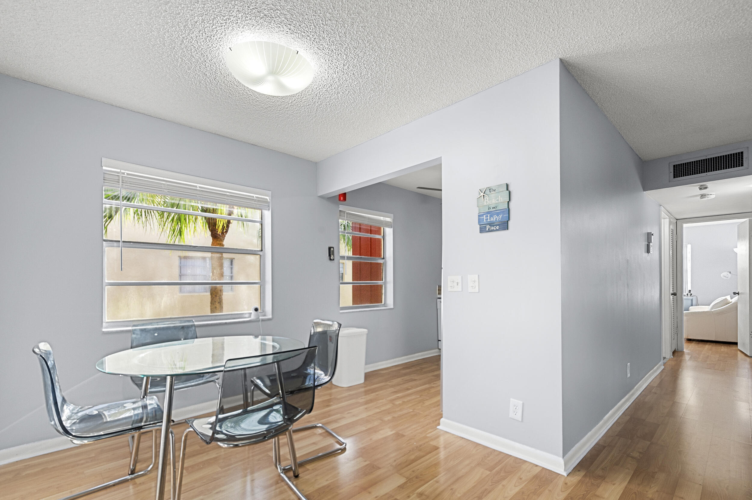 605 Flanders M Property Photo 7