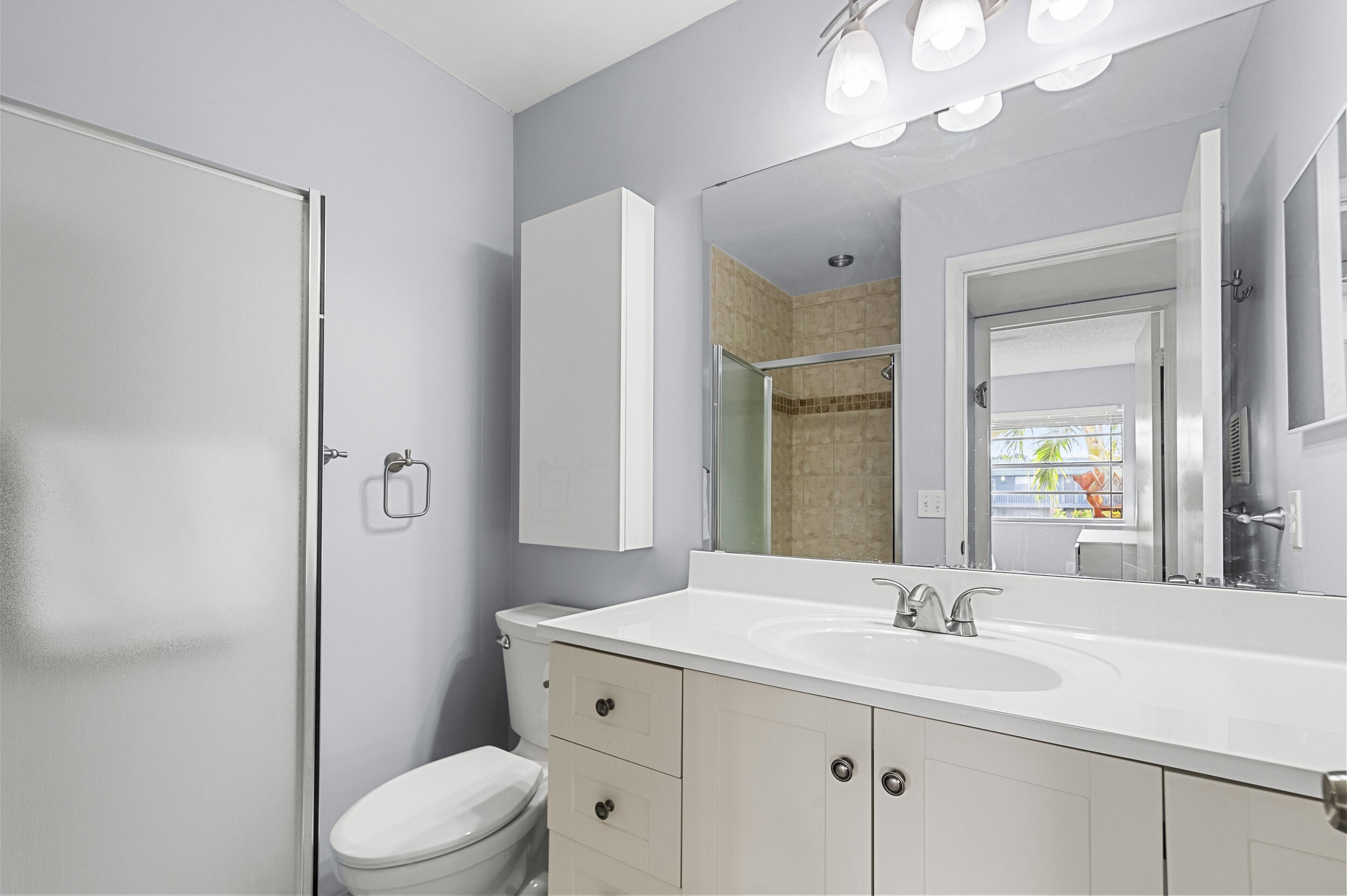 605 Flanders M Property Photo 17