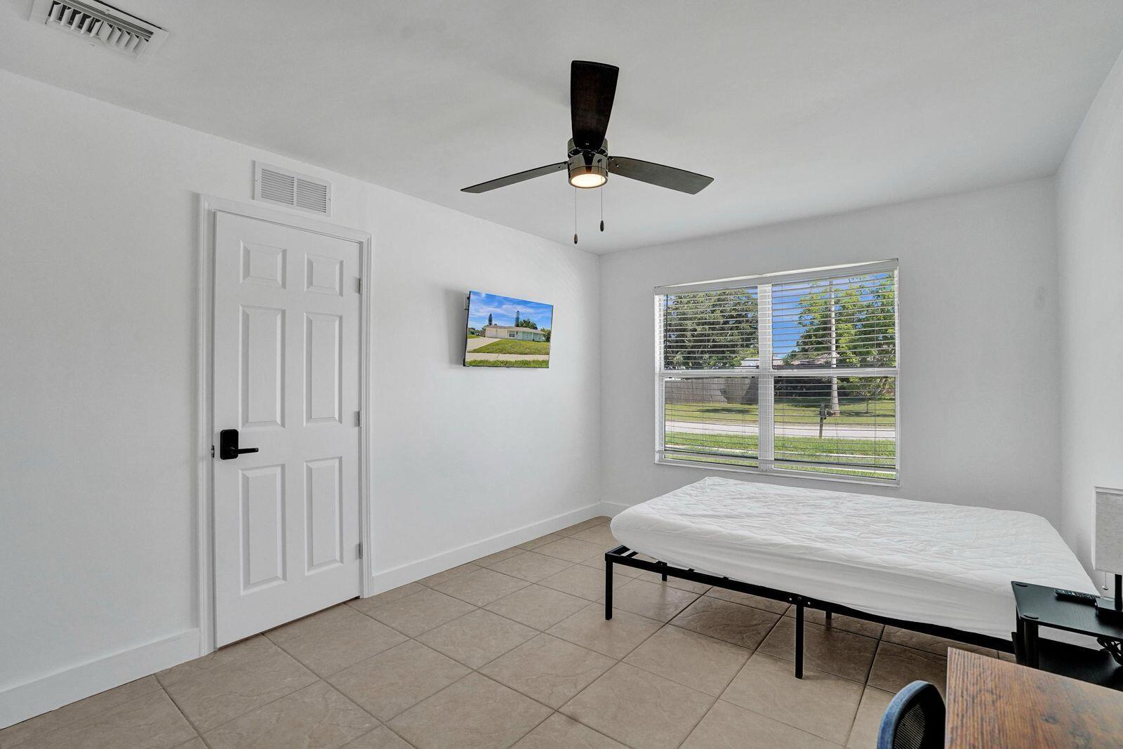 468 Sw Prado Avenue Property Photo 27