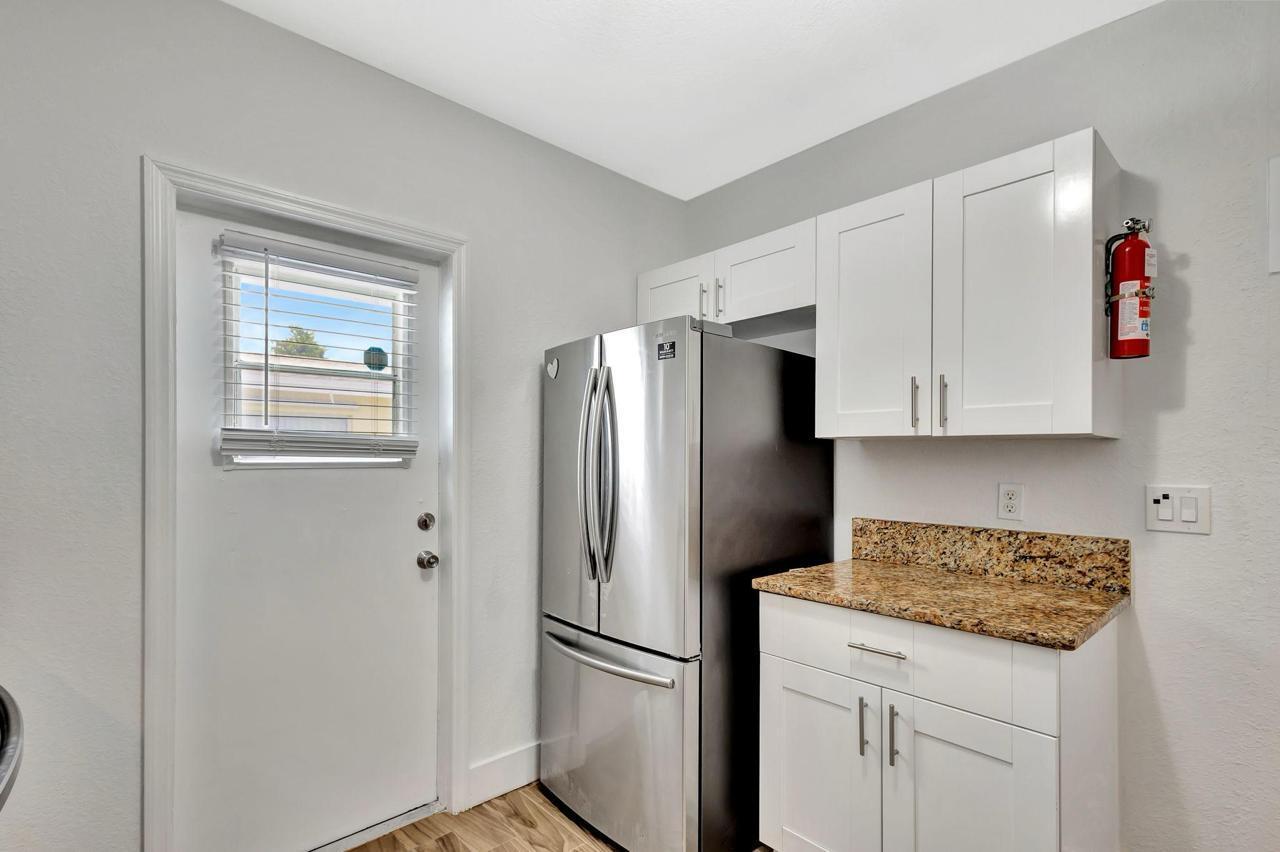 468 Sw Prado Avenue Property Photo 33