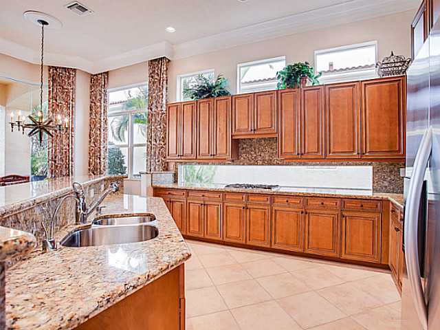120 Viera Drive Property Photo 5