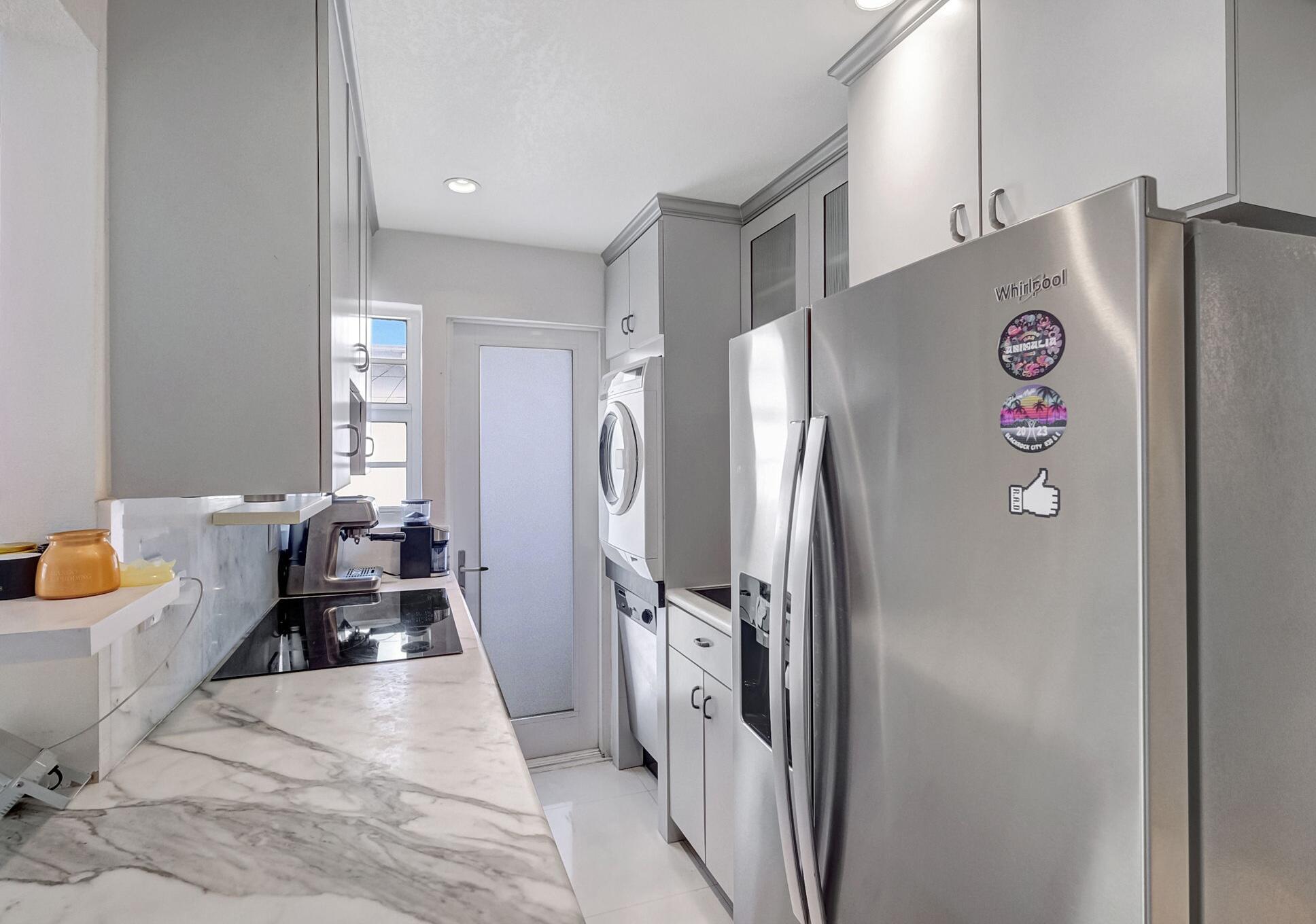 900 Euclid Avenue 8 Property Photo 8