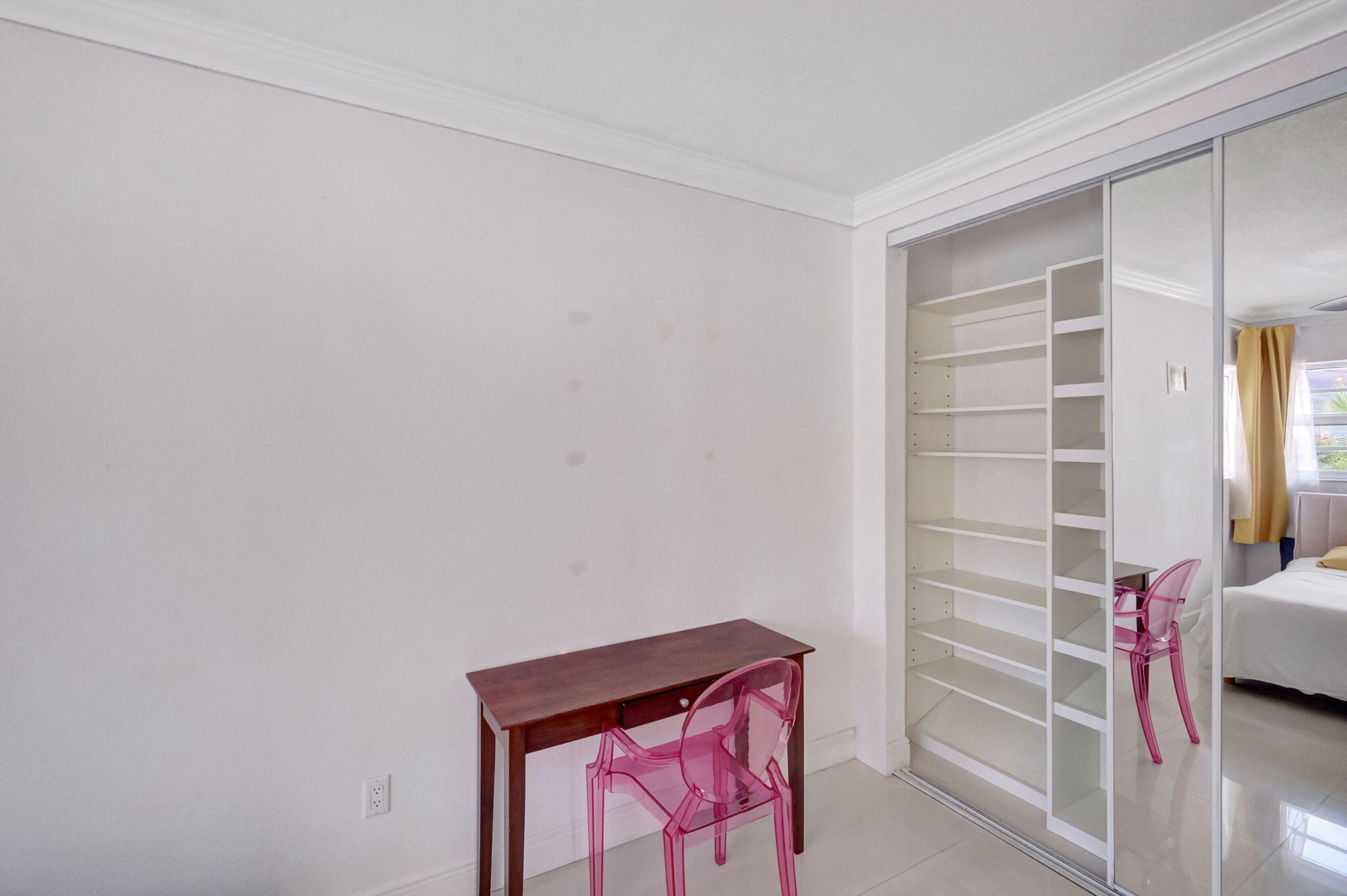 900 Euclid Avenue 8 Property Photo 13
