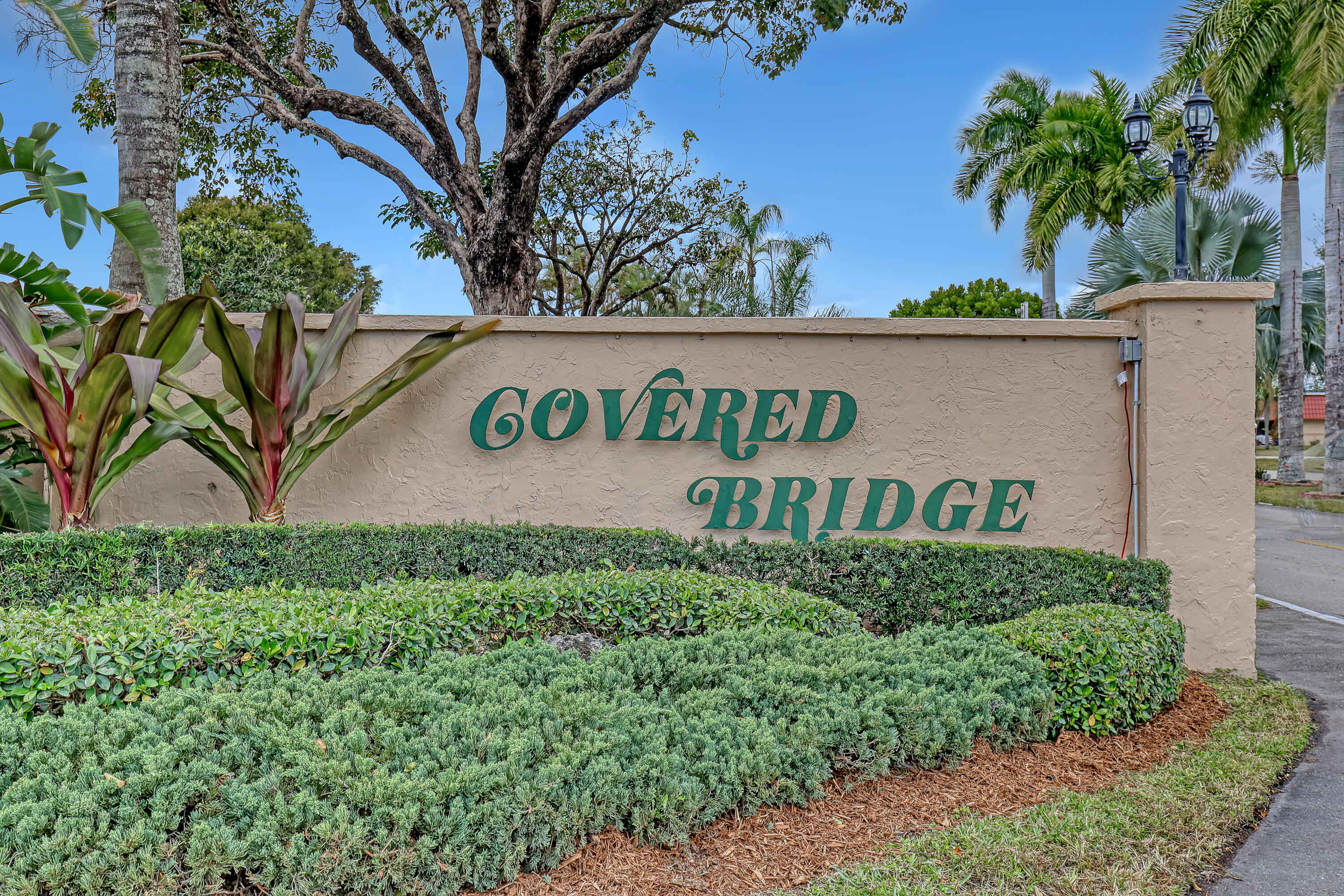 553 Covered Bridge Boulevard Property Photo 43