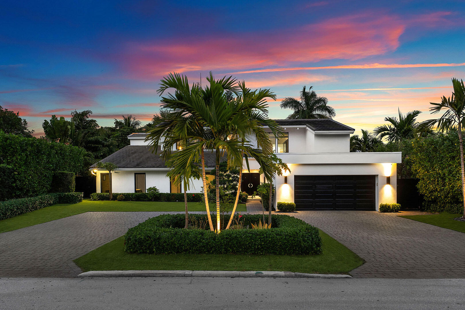 229 S Maya Palm Drive Property Photo 3