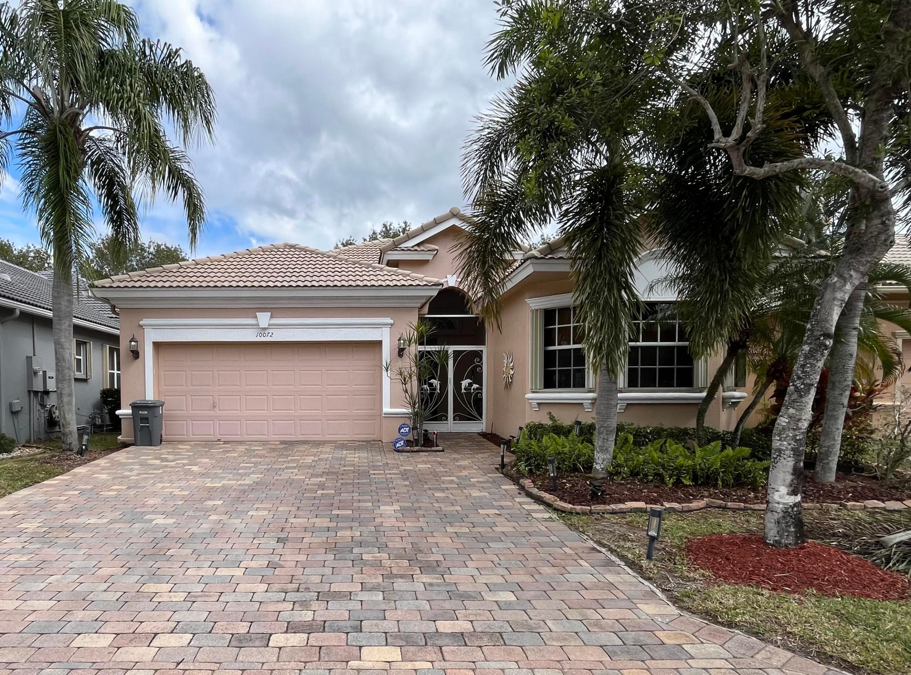 10072 Armani Drive Property Photo 1
