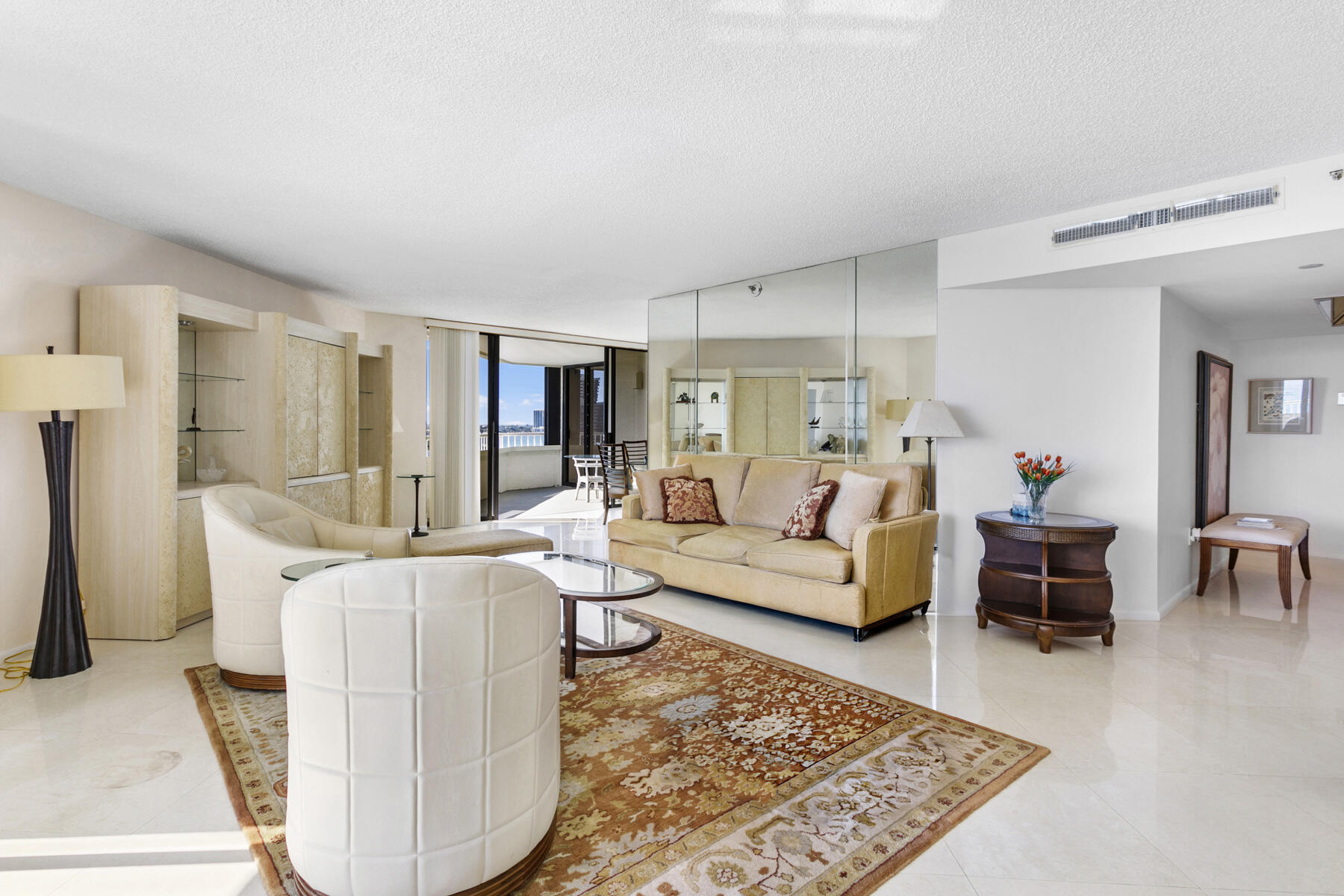 5080 N Ocean Drive 9d Property Photo 7