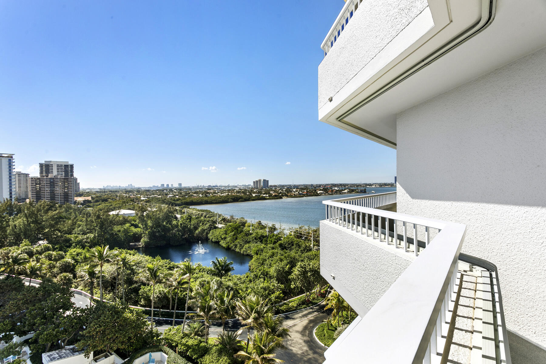 5080 N Ocean Drive 9d Property Photo 26