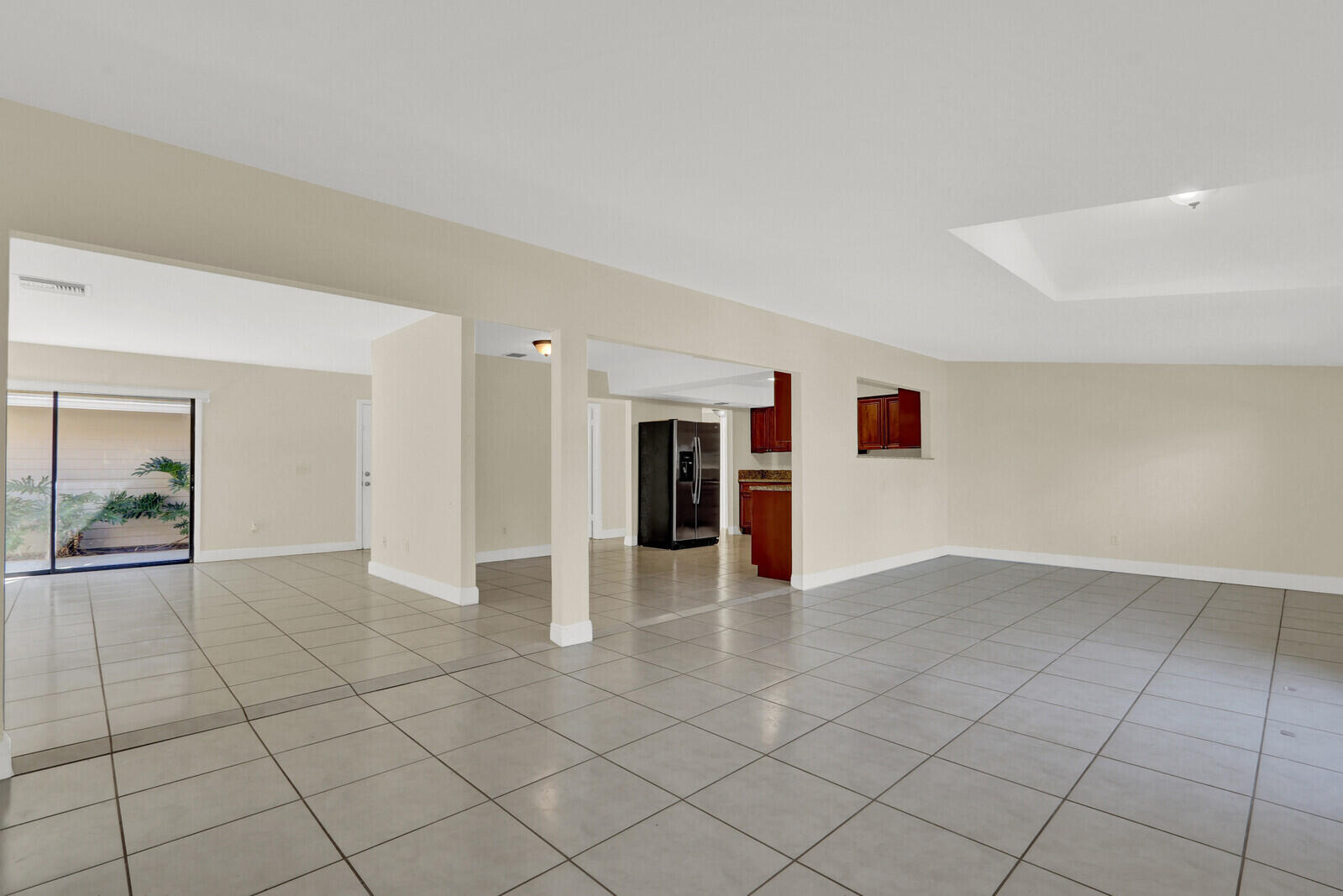8074 Se River Lane Property Photo 12