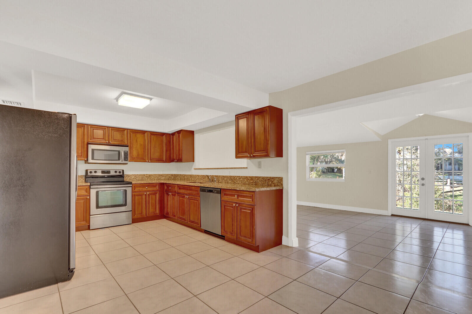 8074 Se River Lane Property Photo 16