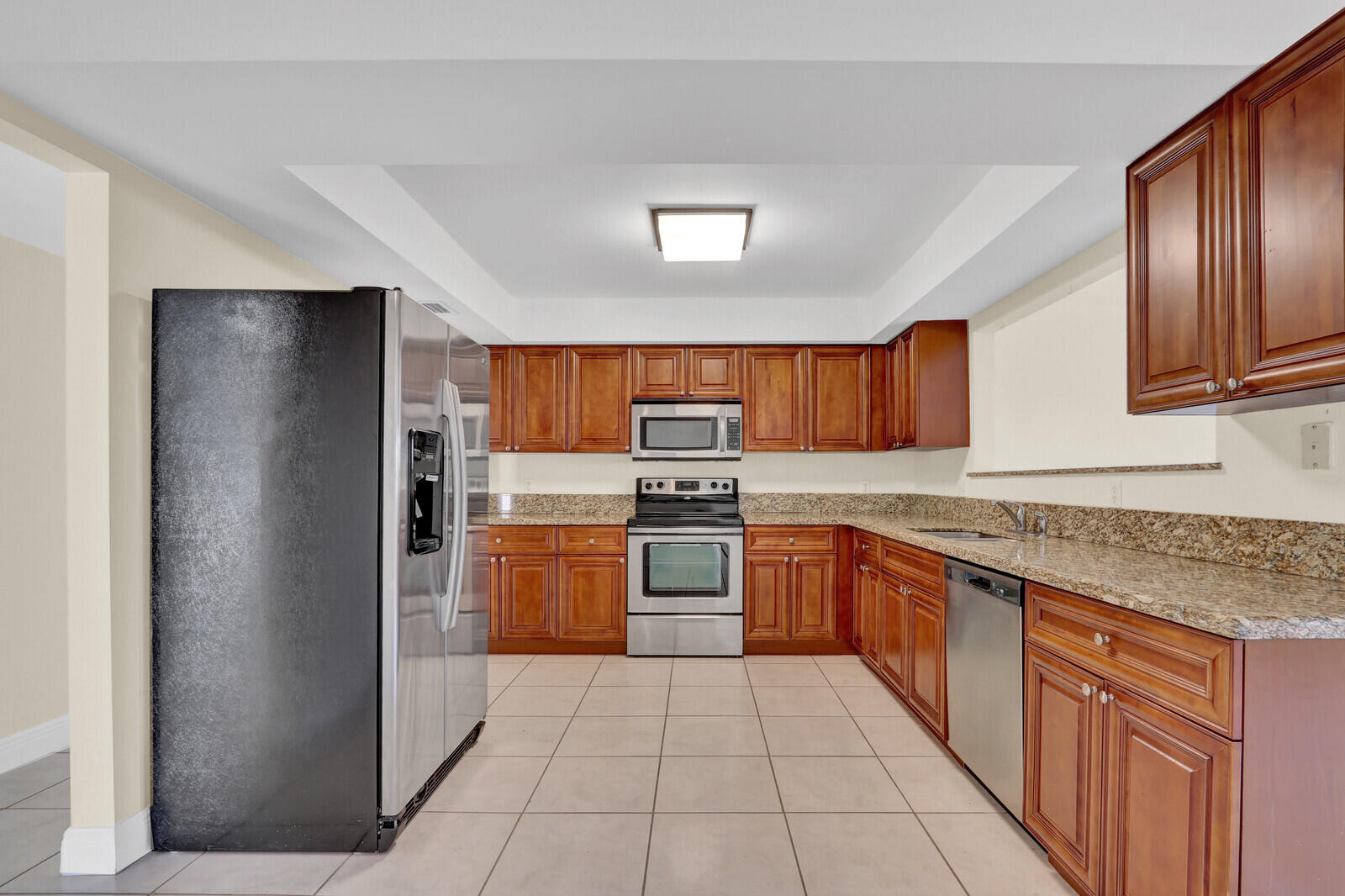 8074 Se River Lane Property Photo 17