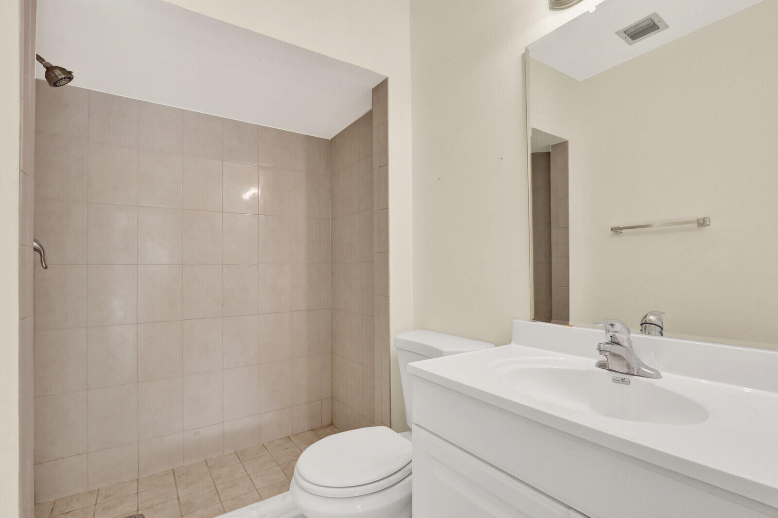8074 Se River Lane Property Photo 25