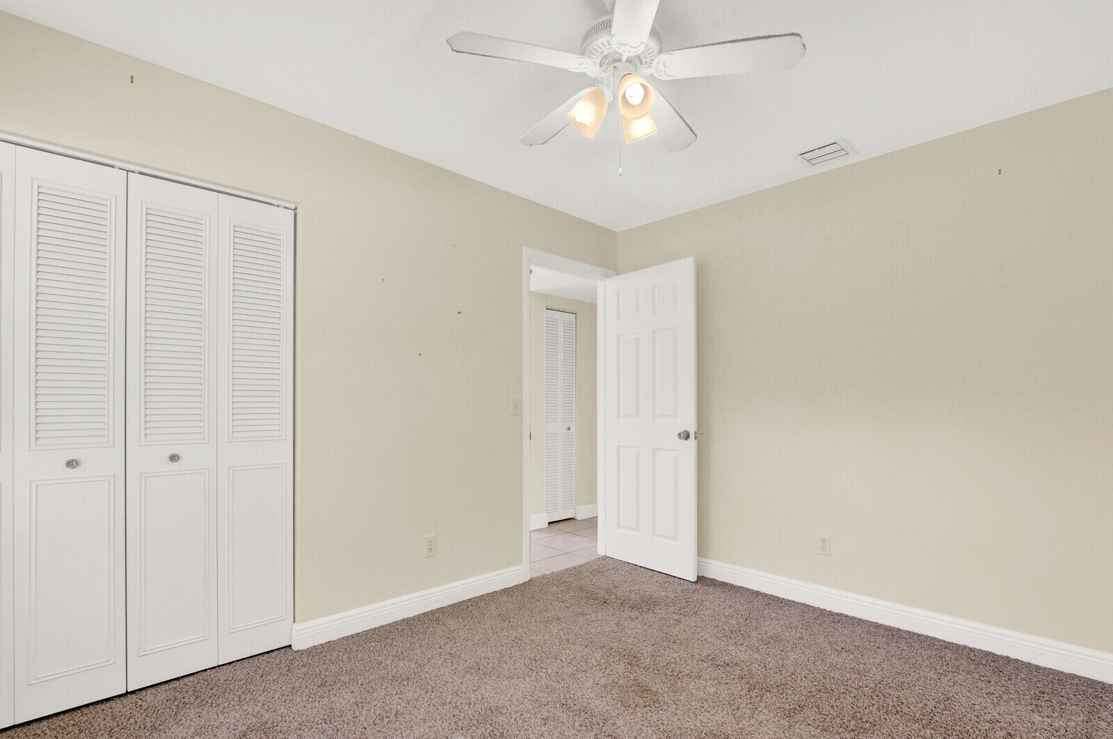 8074 Se River Lane Property Photo 28