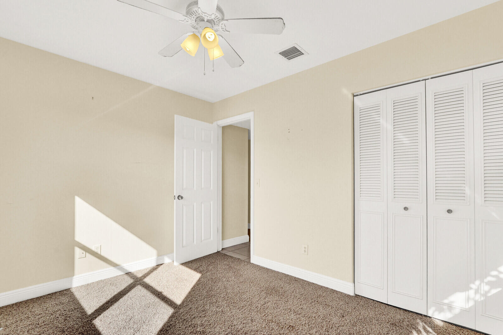 8074 Se River Lane Property Photo 31