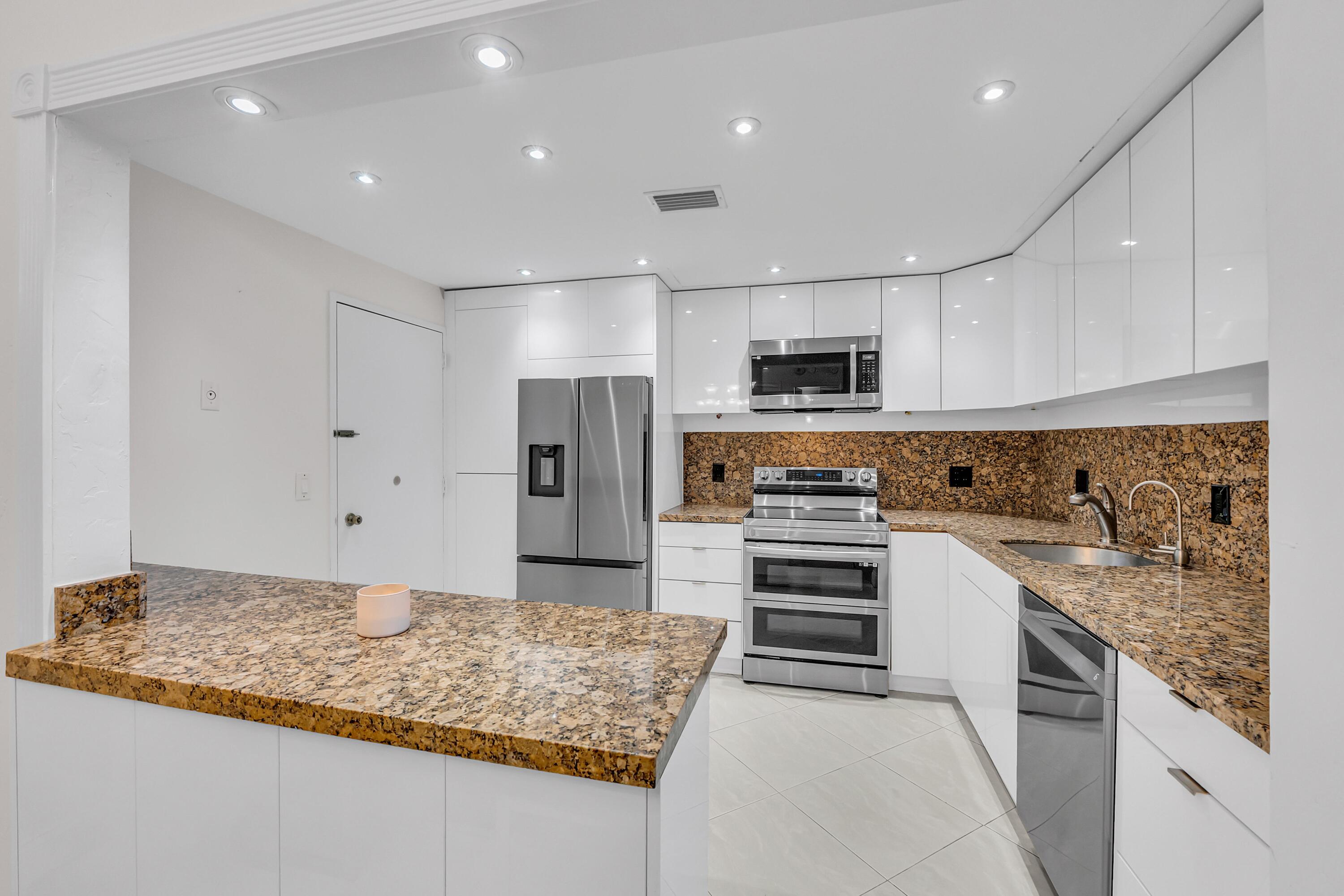 2851 S Ocean Boulevard 3 P Property Photo 4