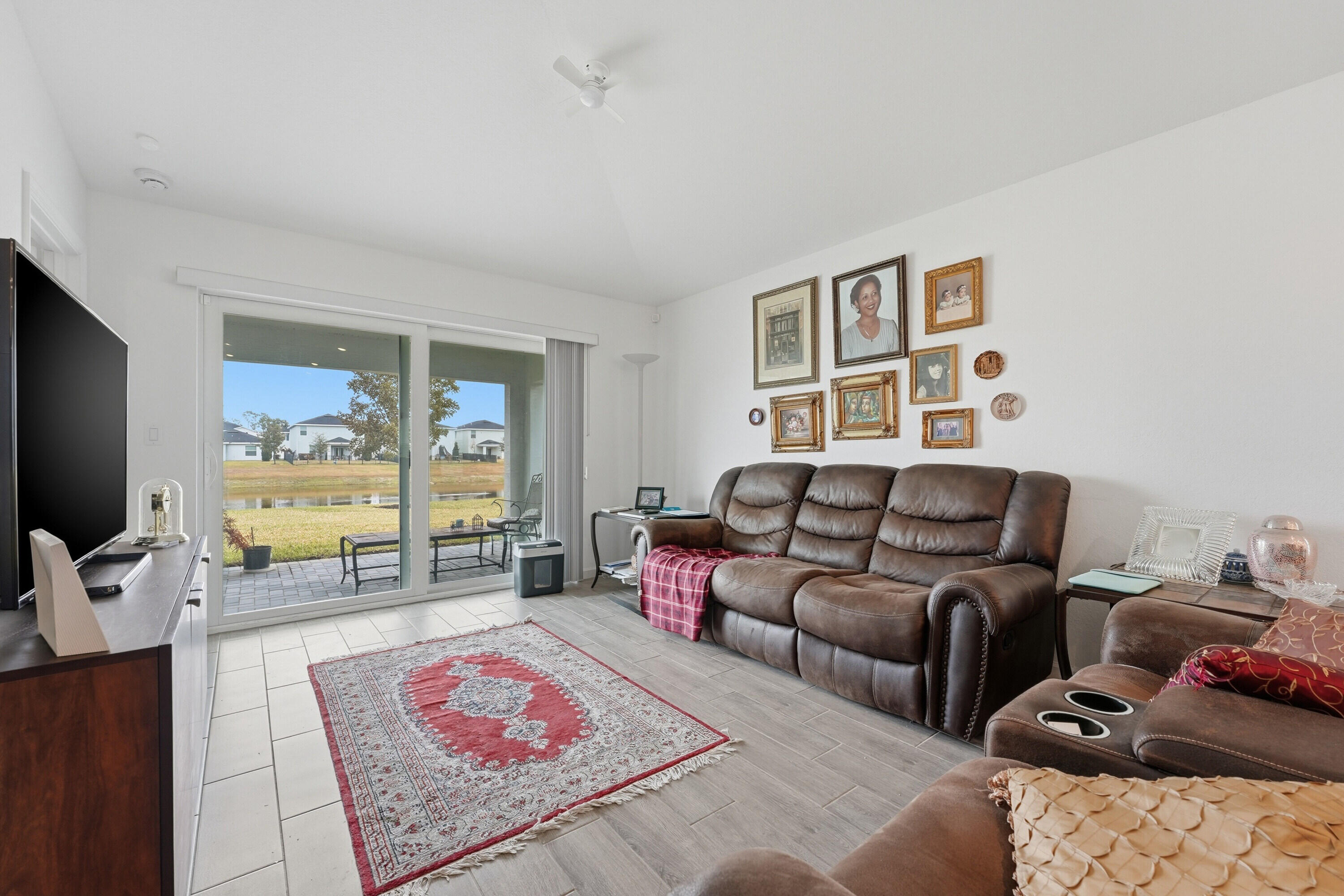 6381 Nw Leafmore Lane Property Photo 7