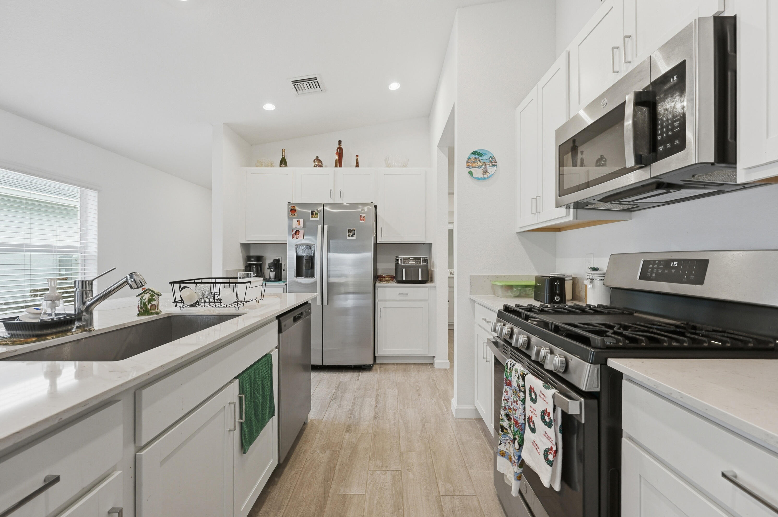 6381 Nw Leafmore Lane Property Photo 10