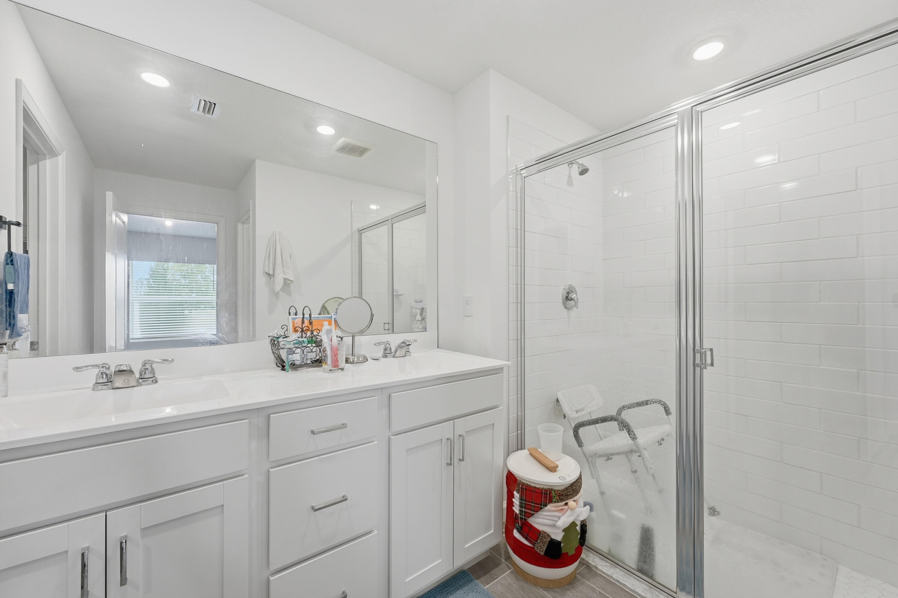 6381 Nw Leafmore Lane Property Photo 13