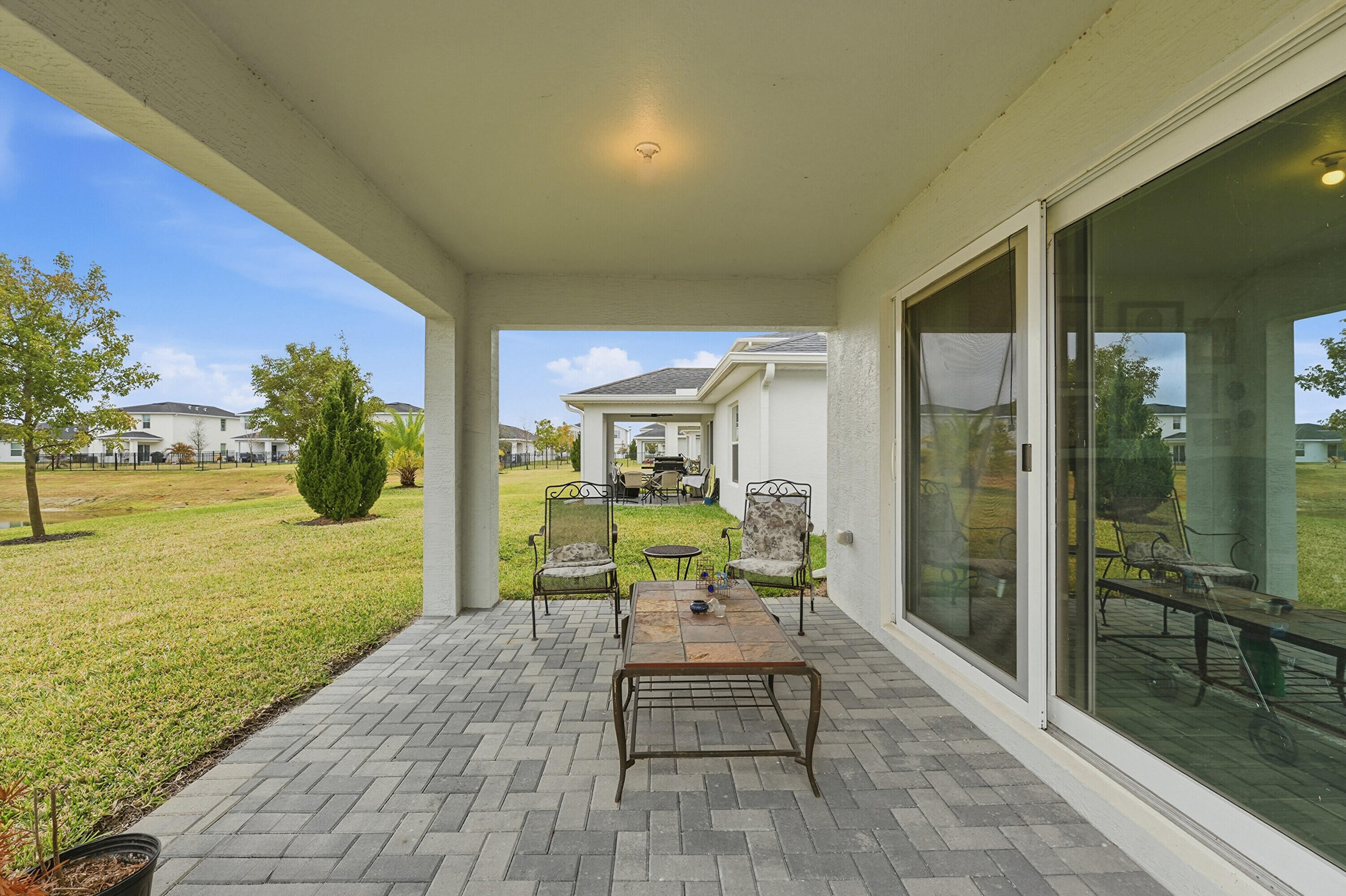 6381 Nw Leafmore Lane Property Photo 22