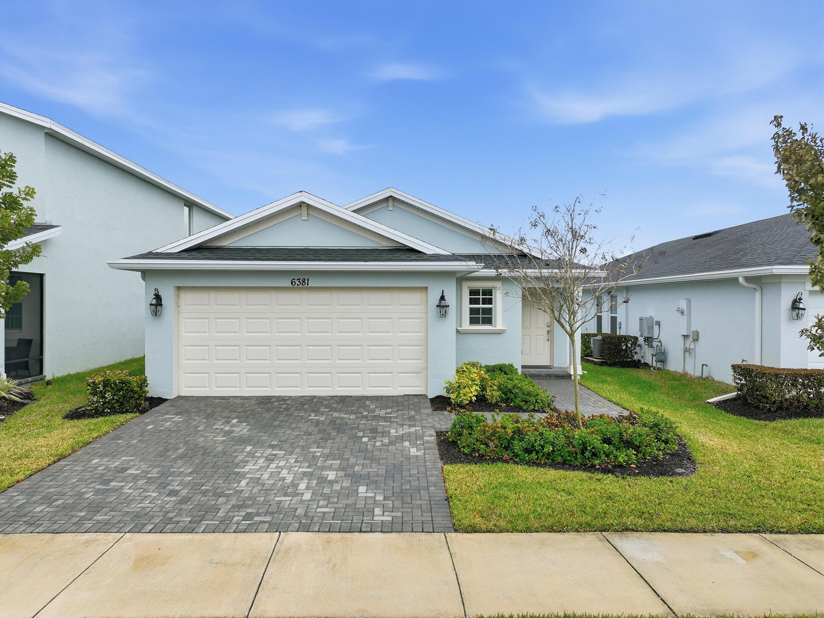 6381 Nw Leafmore Lane Property Photo 28