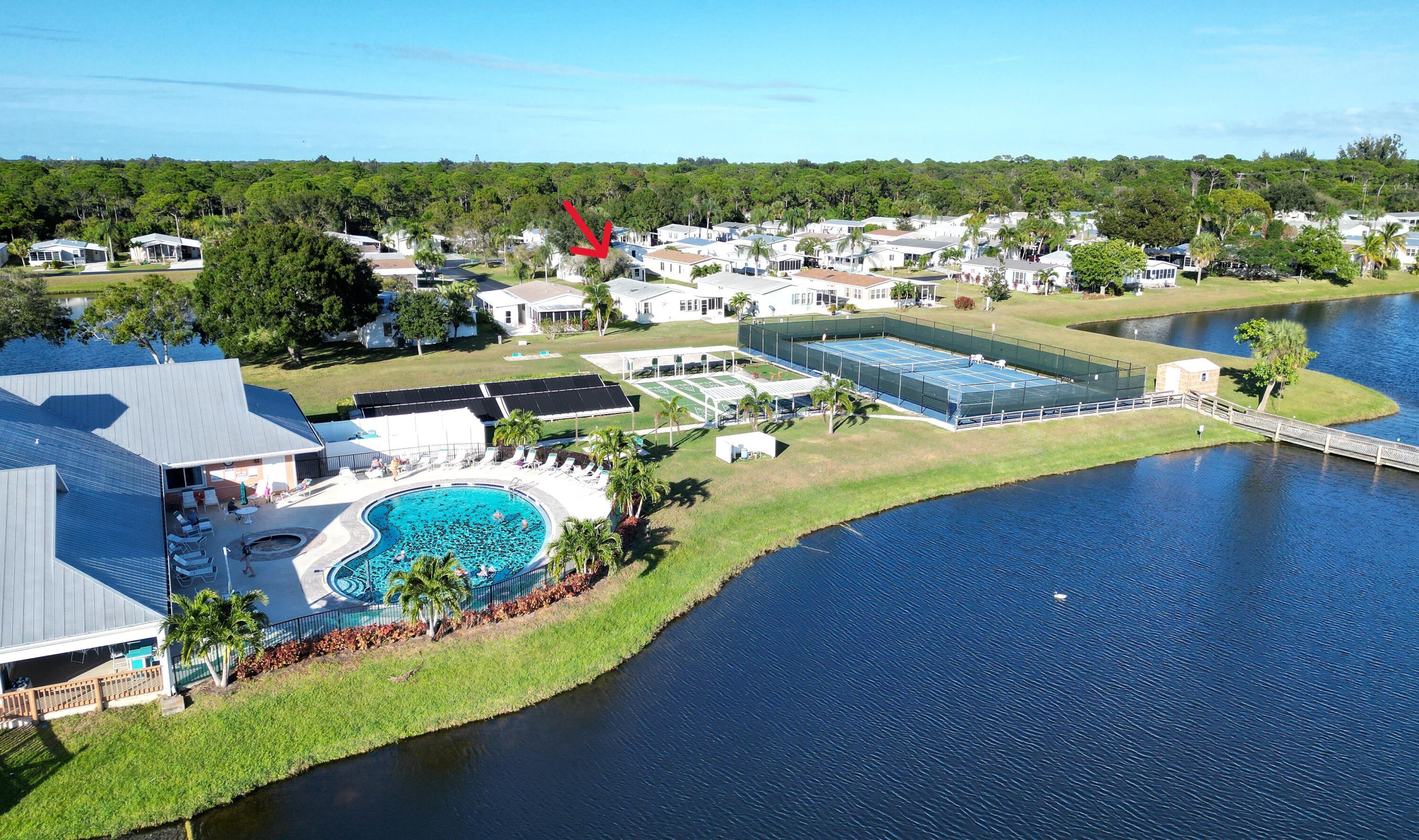 334 Seahorse Terrace Property Photo 14