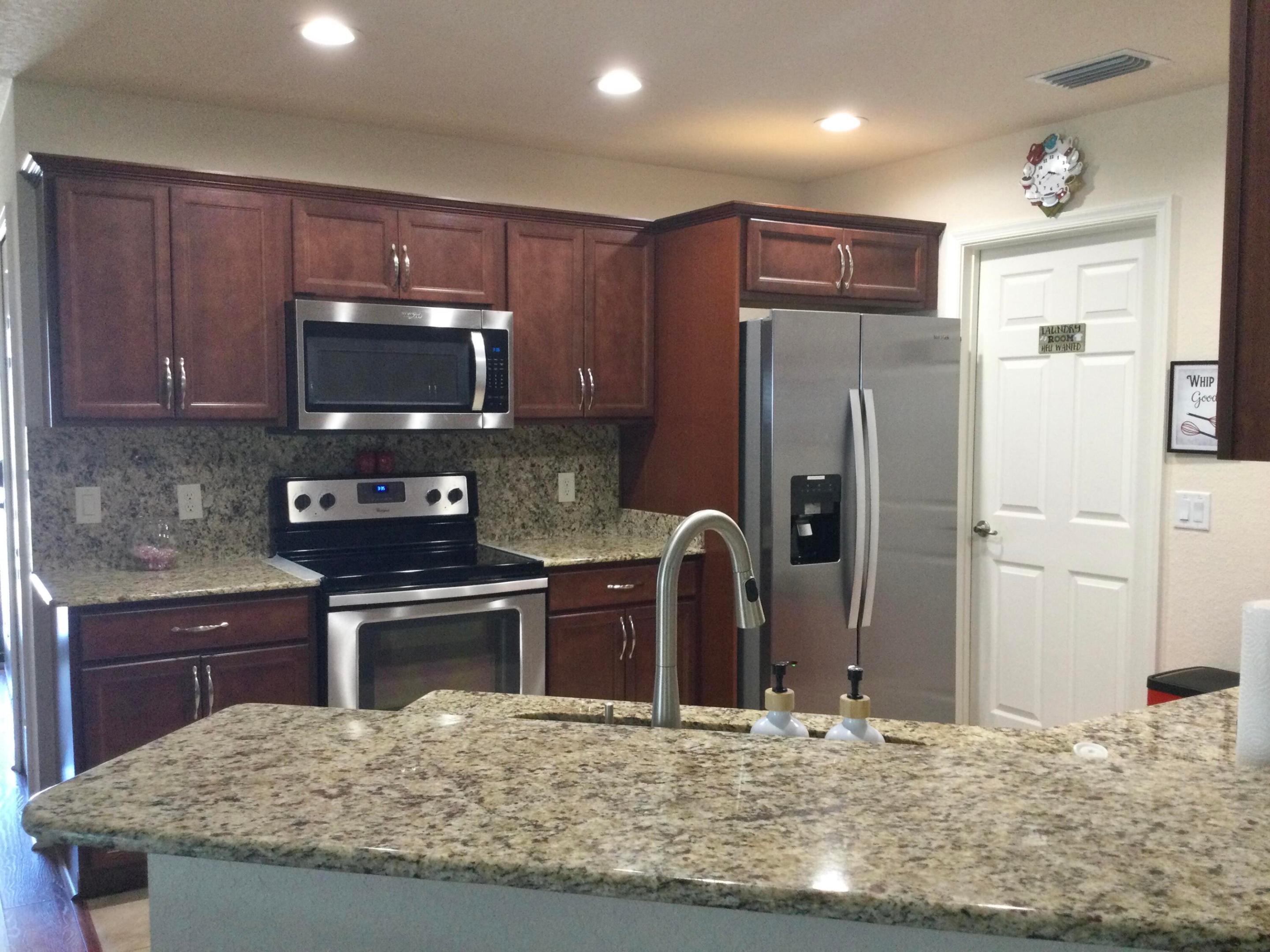 44 Mediterranean Boulevard N Property Photo 5