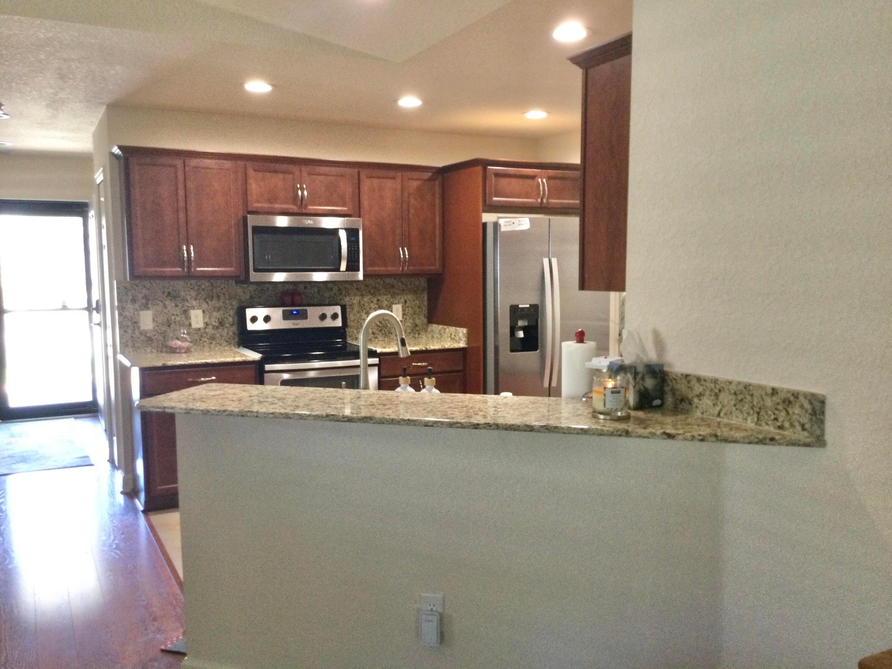 44 Mediterranean Boulevard N Property Photo 6