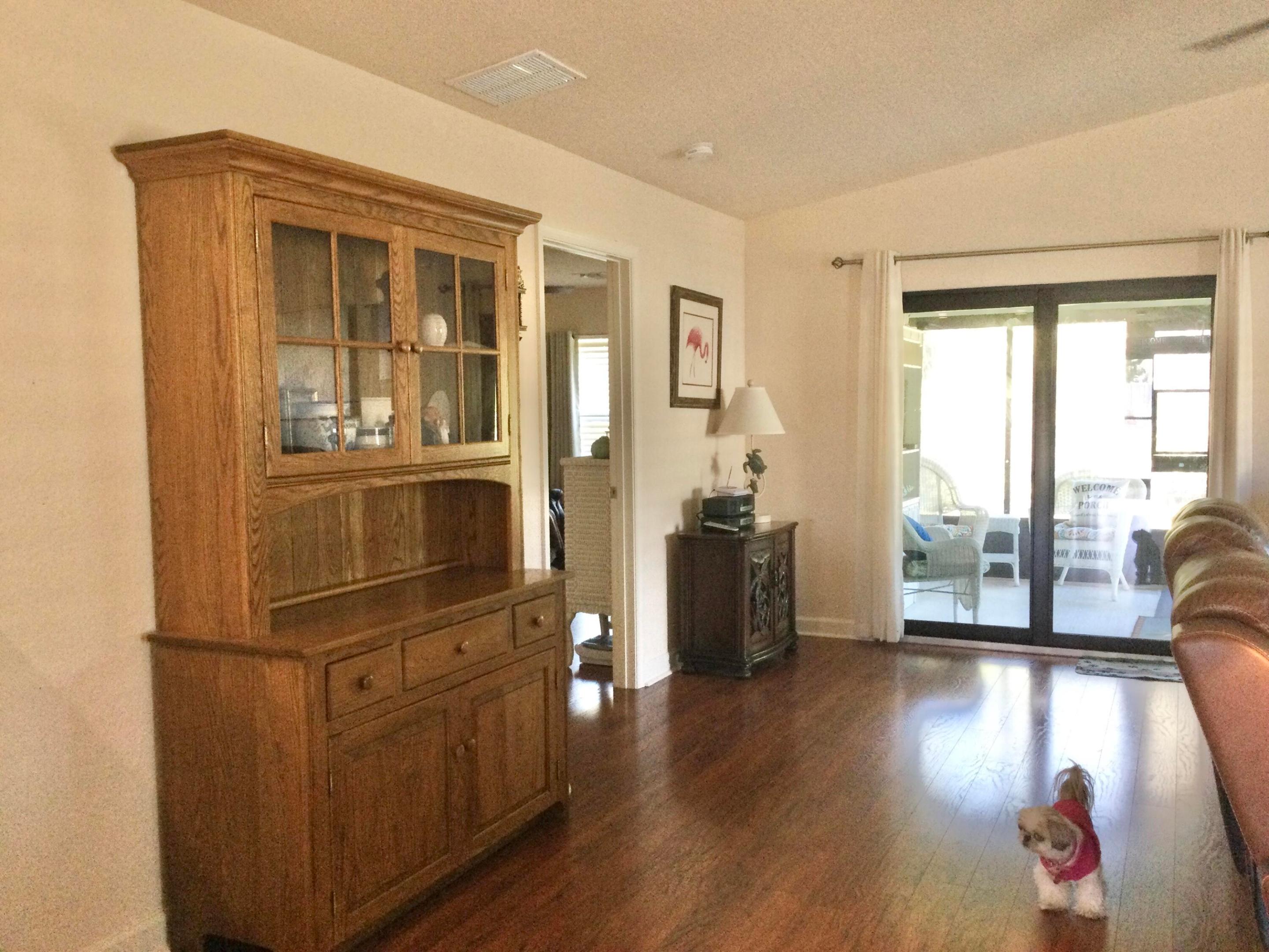 44 Mediterranean Boulevard N Property Photo 7