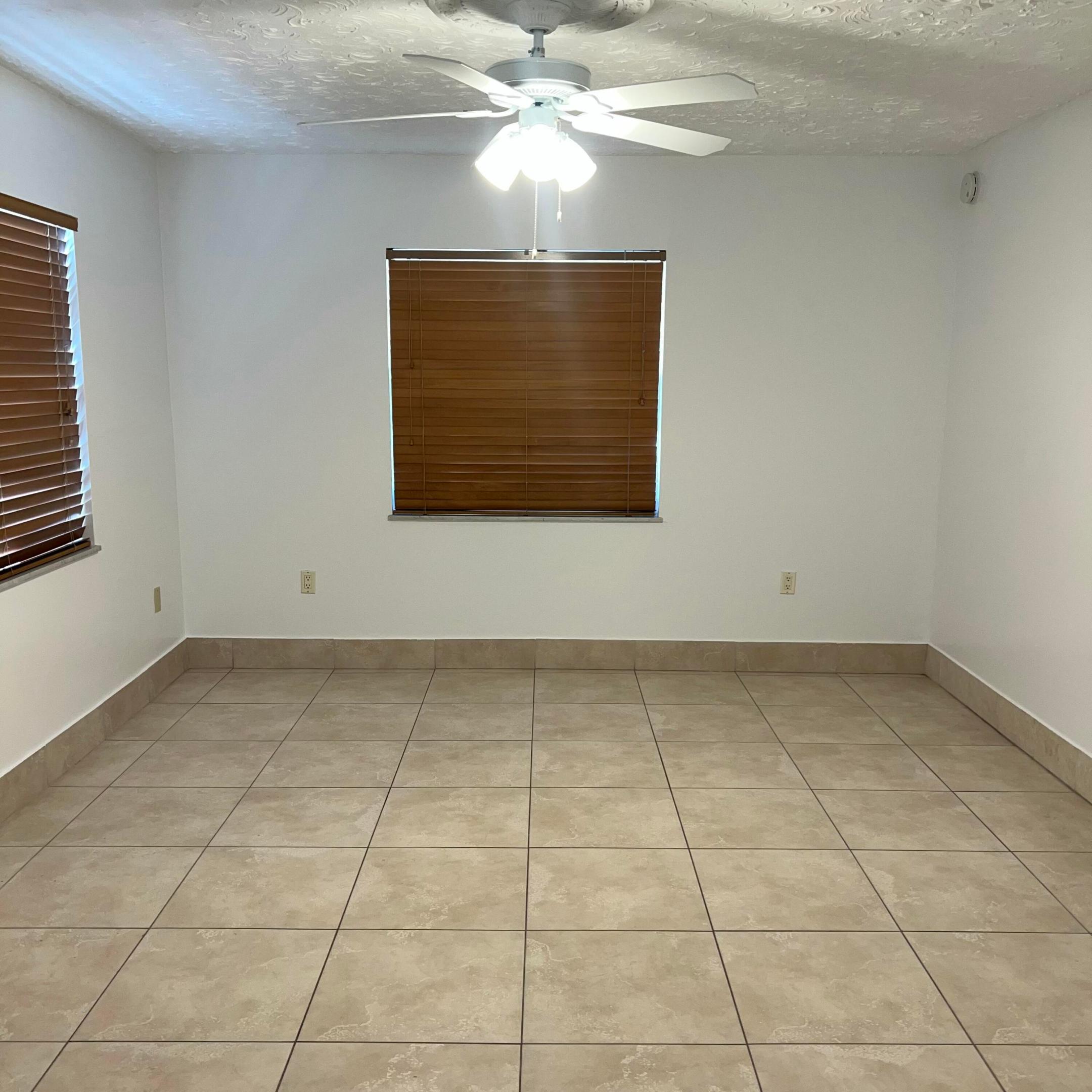 2302 Sunrise 3-201 Property Photo 19