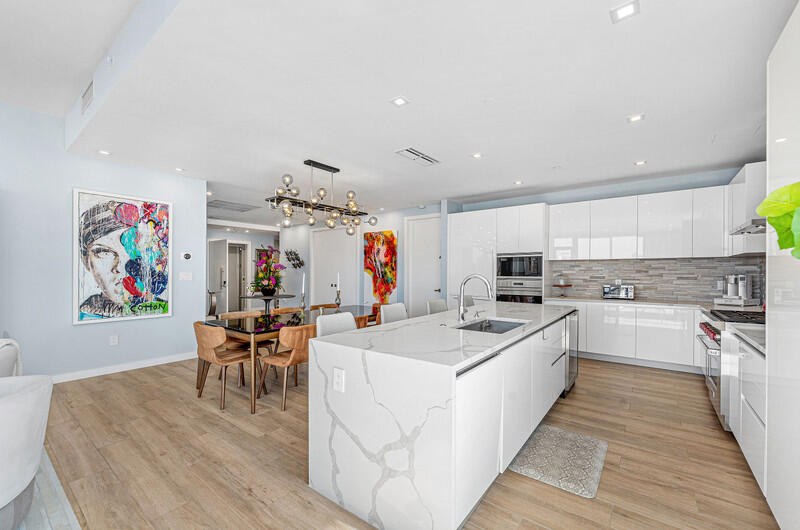 41 Isle Of Venice Drive Ph 502 Property Photo 4