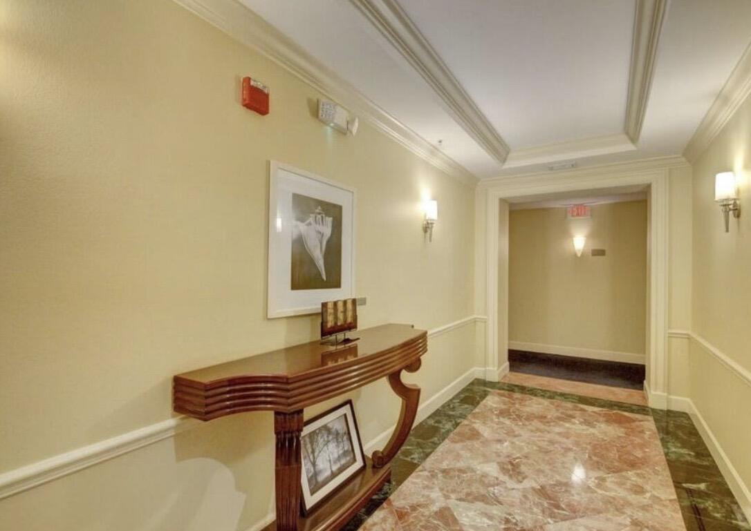 804 E Windward Way 316 Property Photo 12