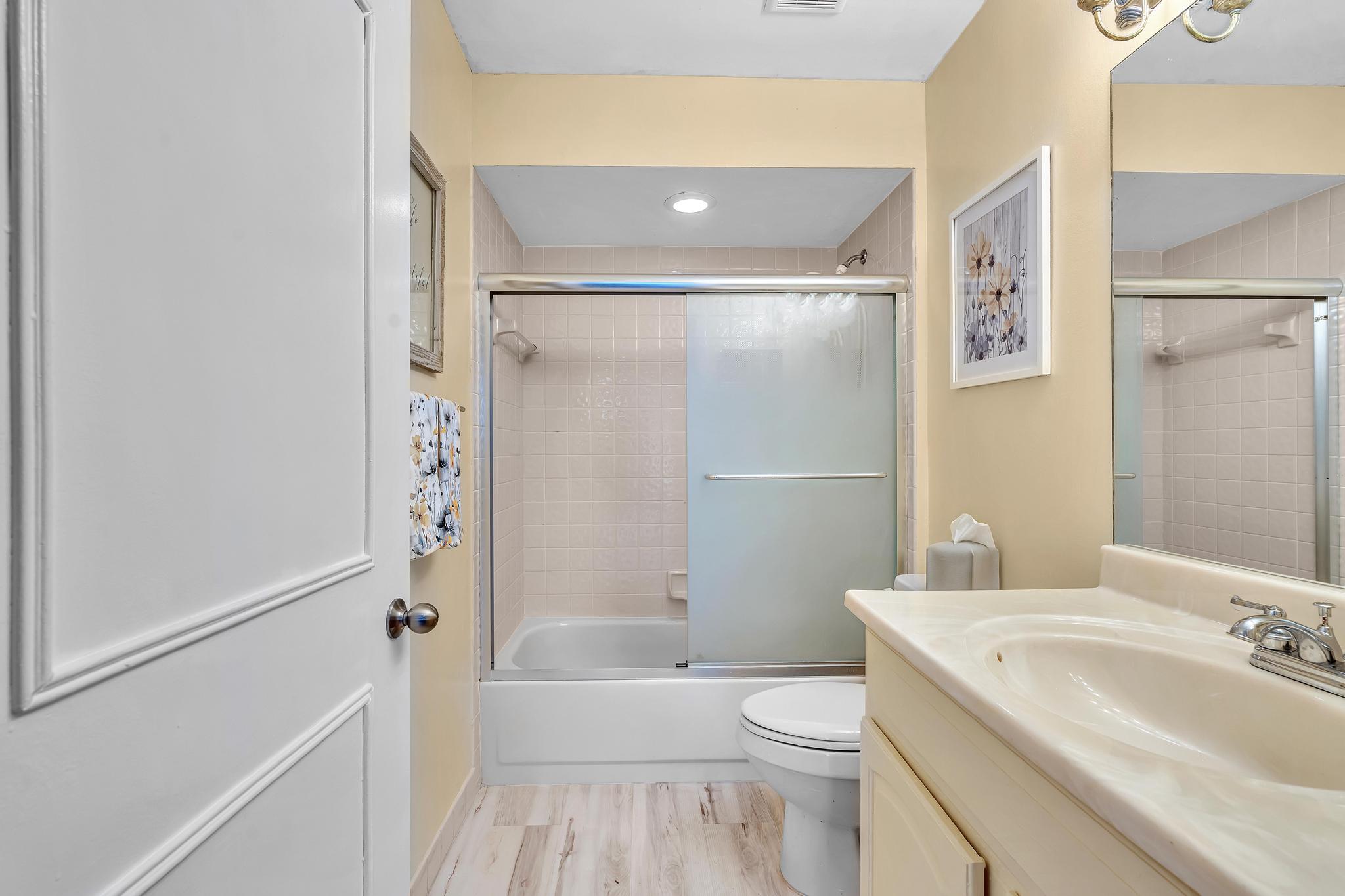 8099 Cassia Drive Property Photo 19
