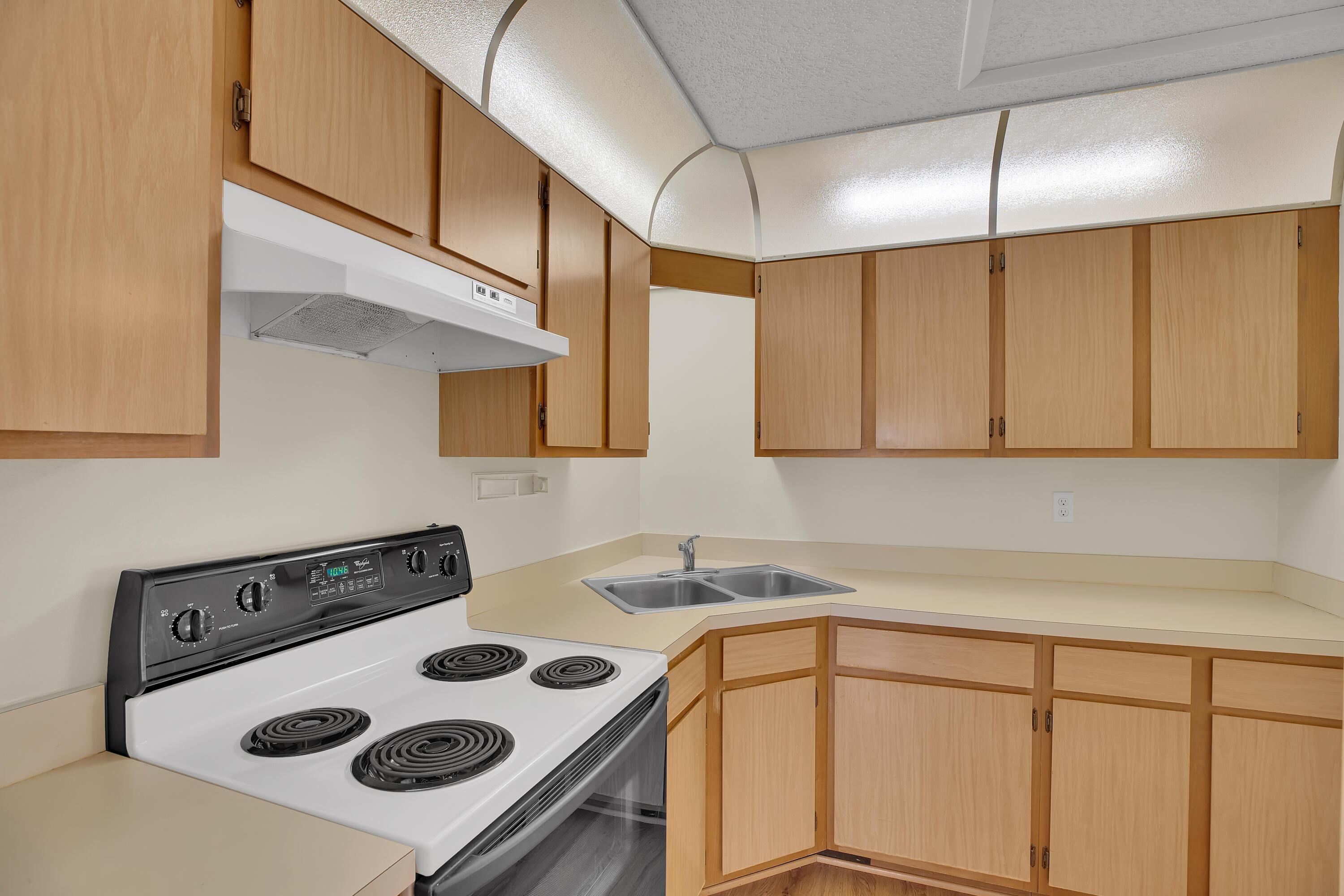 2007 Oleander Boulevard Apt D Property Photo 18