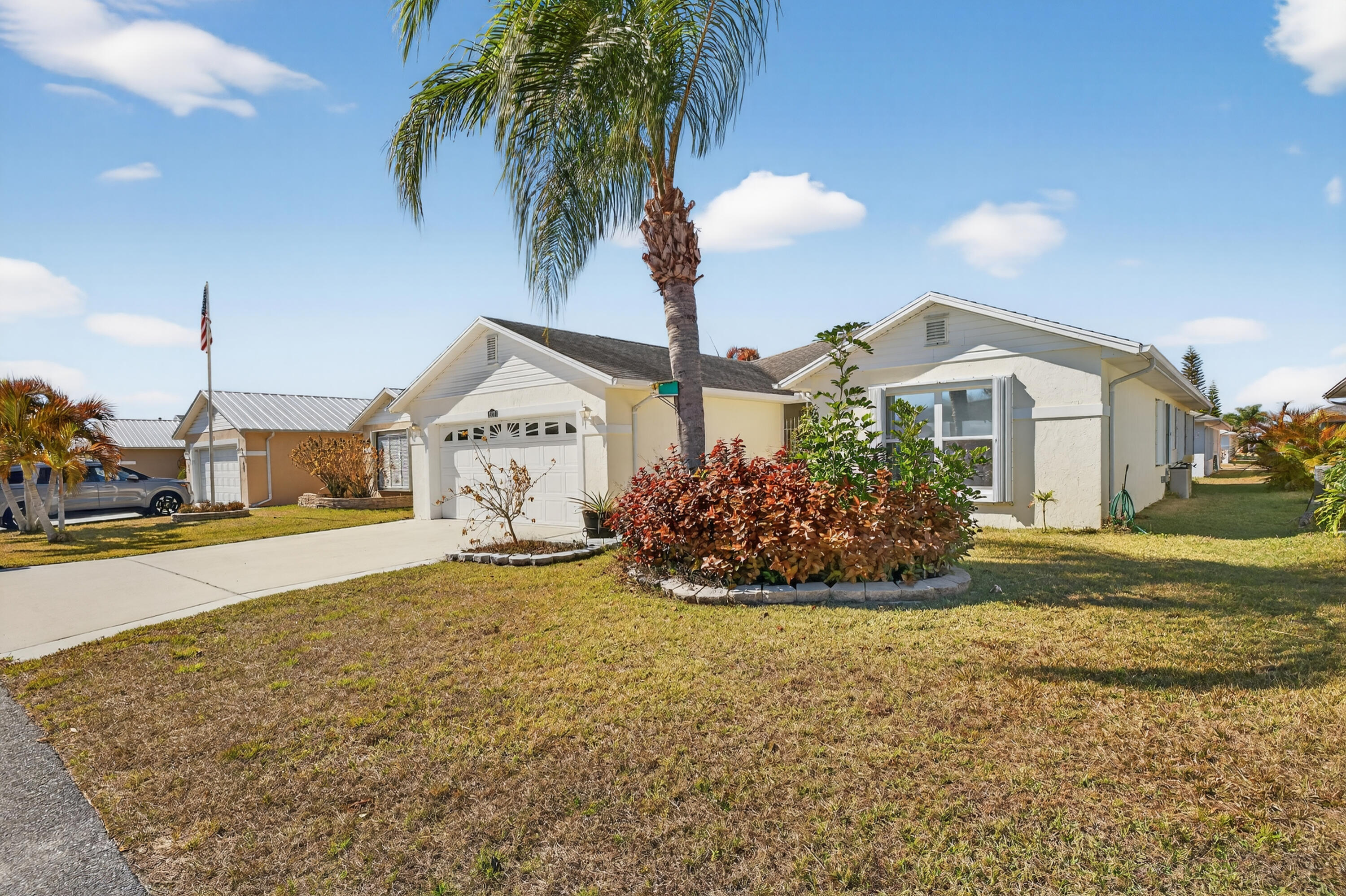 6737 Campanilla Property Photo 2