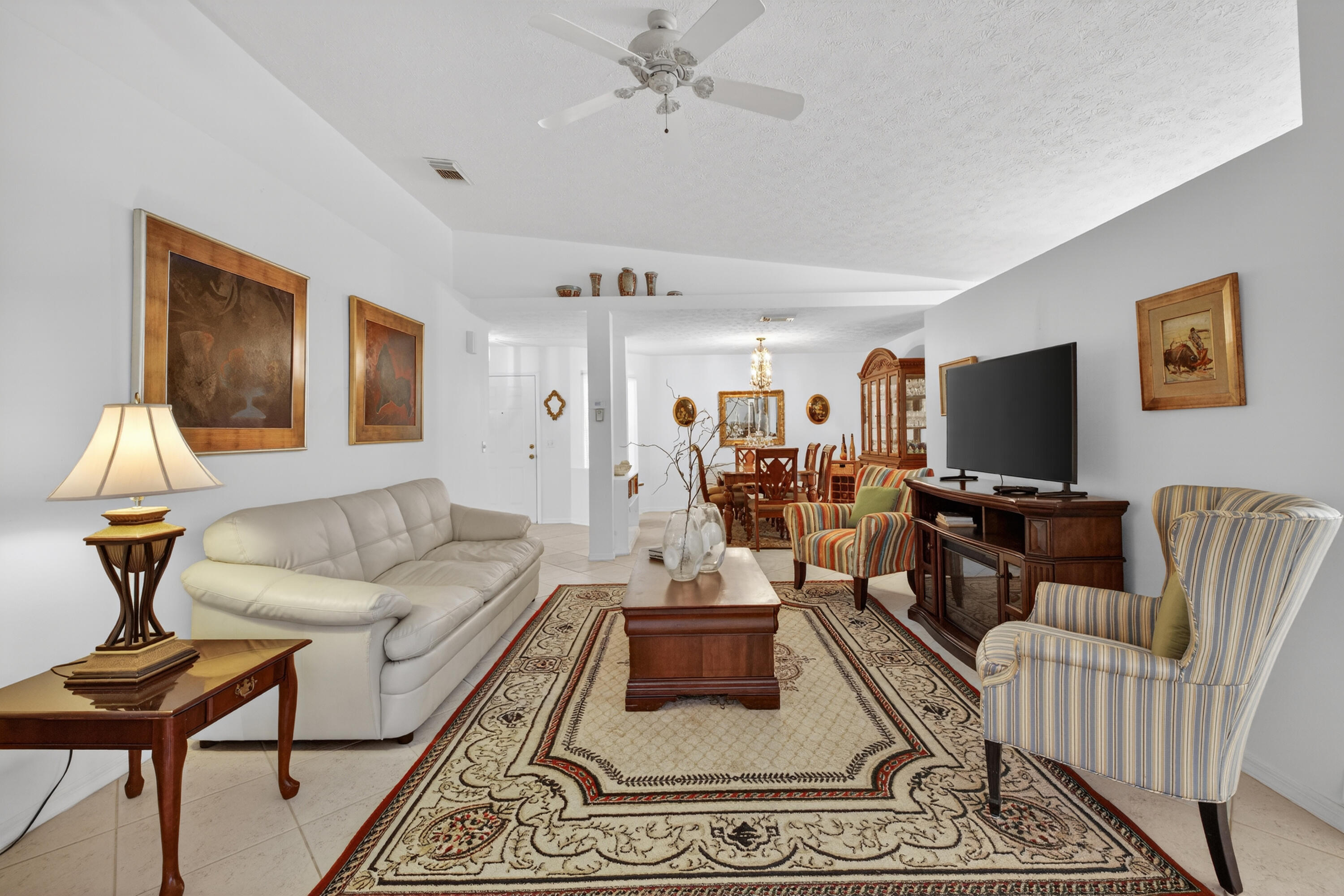 6737 Campanilla Property Photo 5
