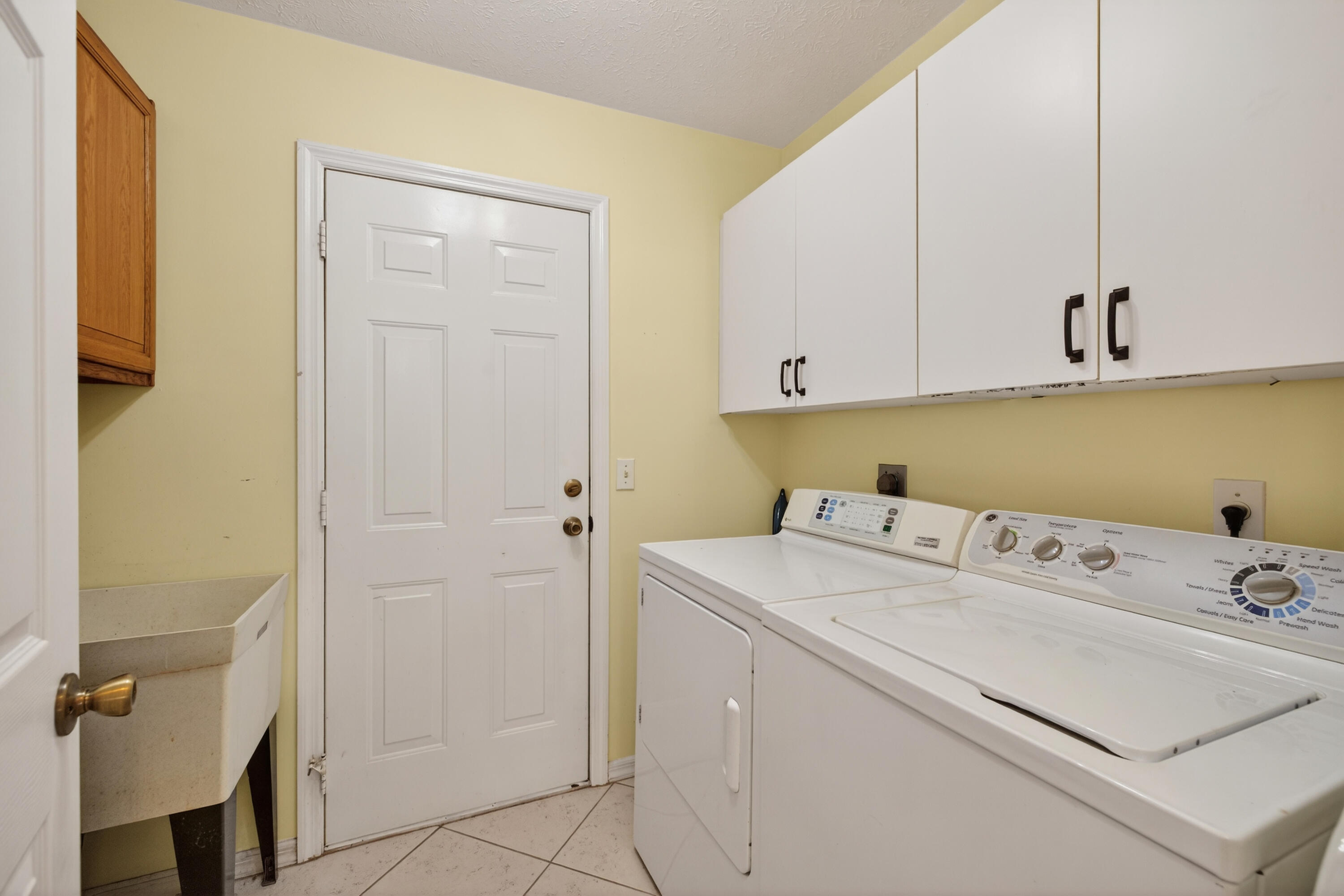 6737 Campanilla Property Photo 18