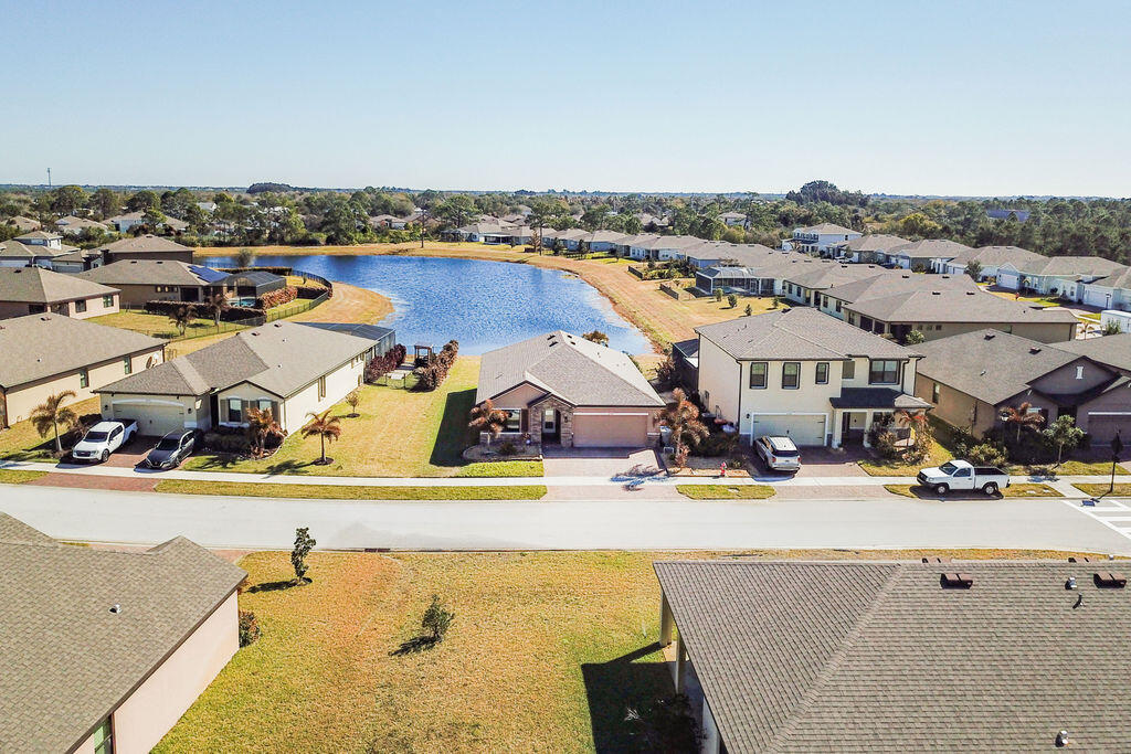 6560 Canterbridge Drive Property Photo 1