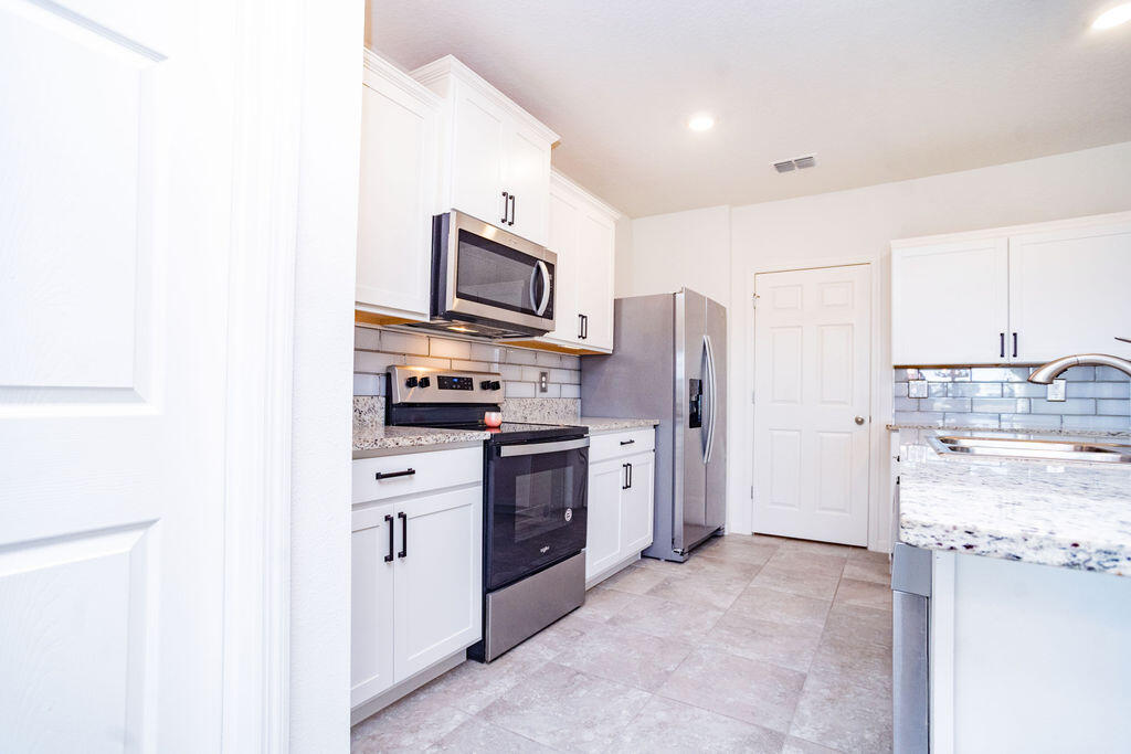 6560 Canterbridge Drive Property Photo 17