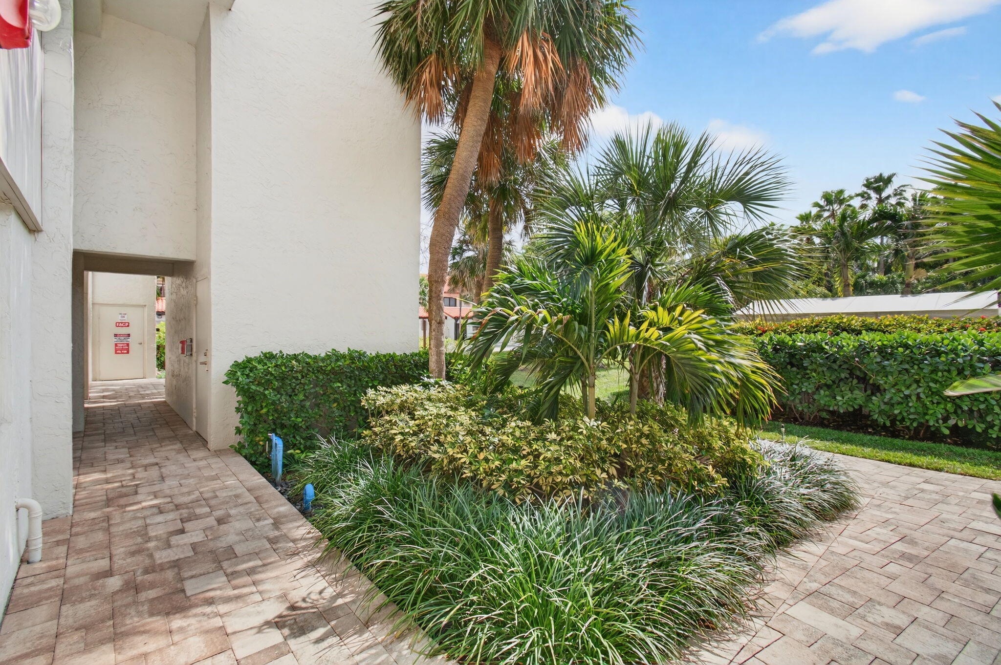 3908 S Ocean Boulevard 127 Property Photo 4