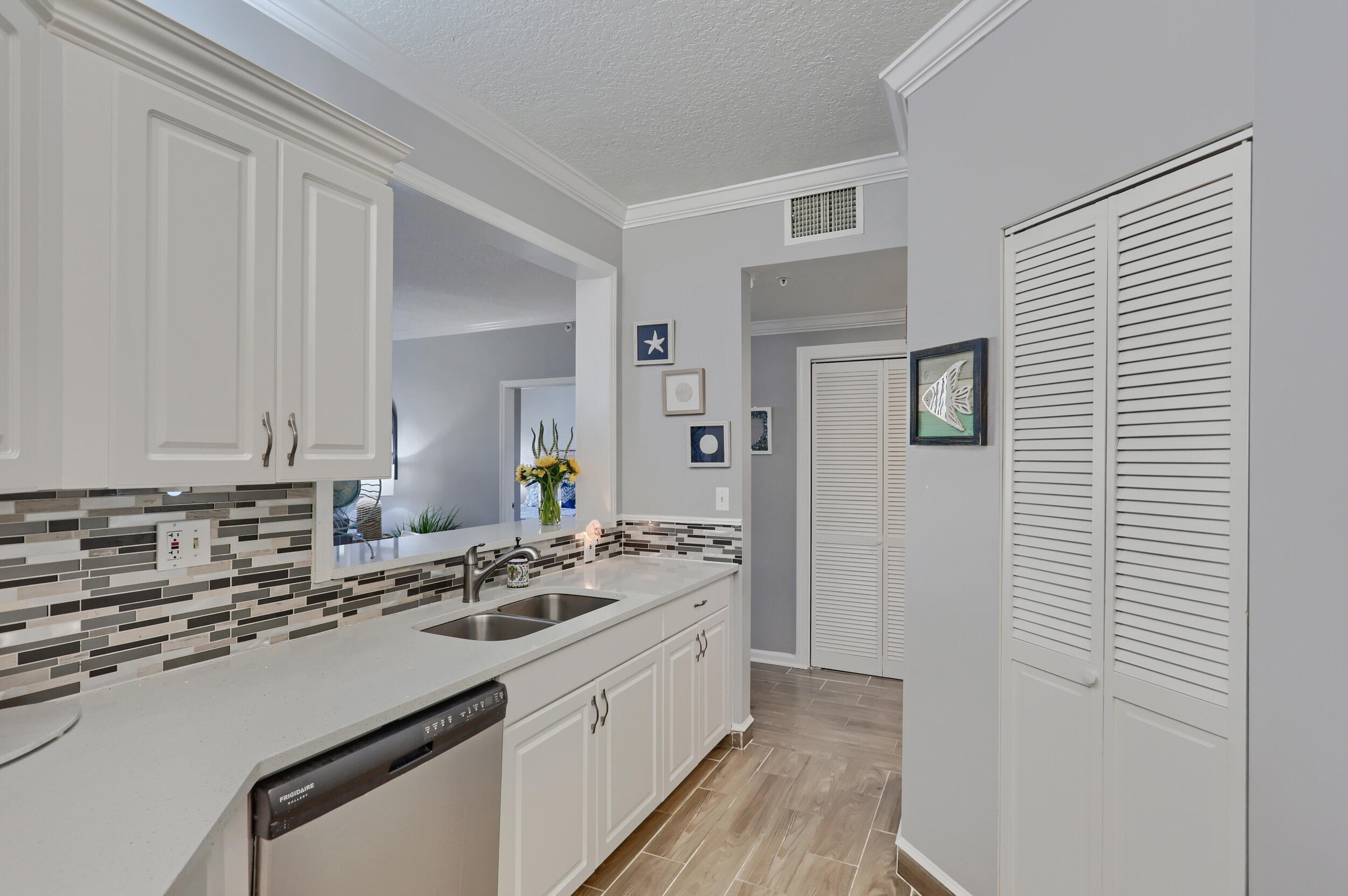 400 Uno Lago Drive 204 Property Photo 21