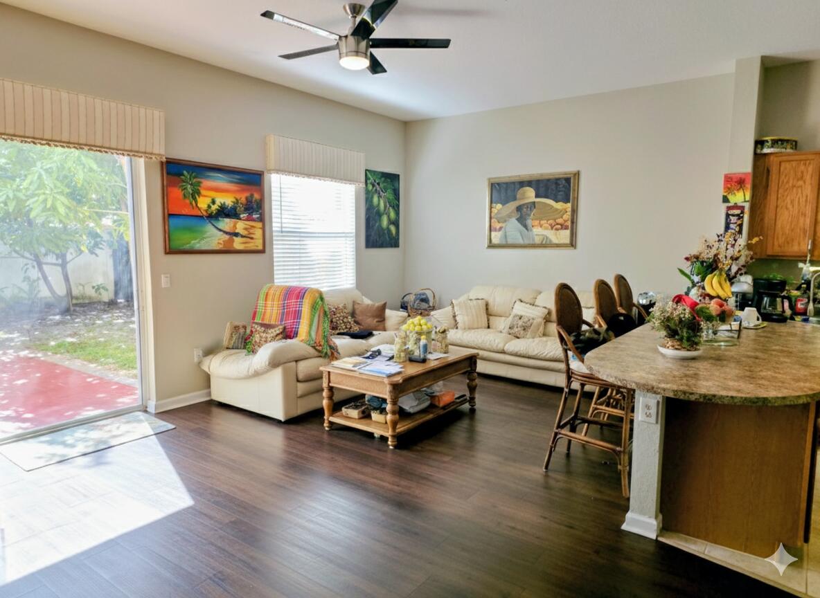 236 Gazetta Way Property Photo 8