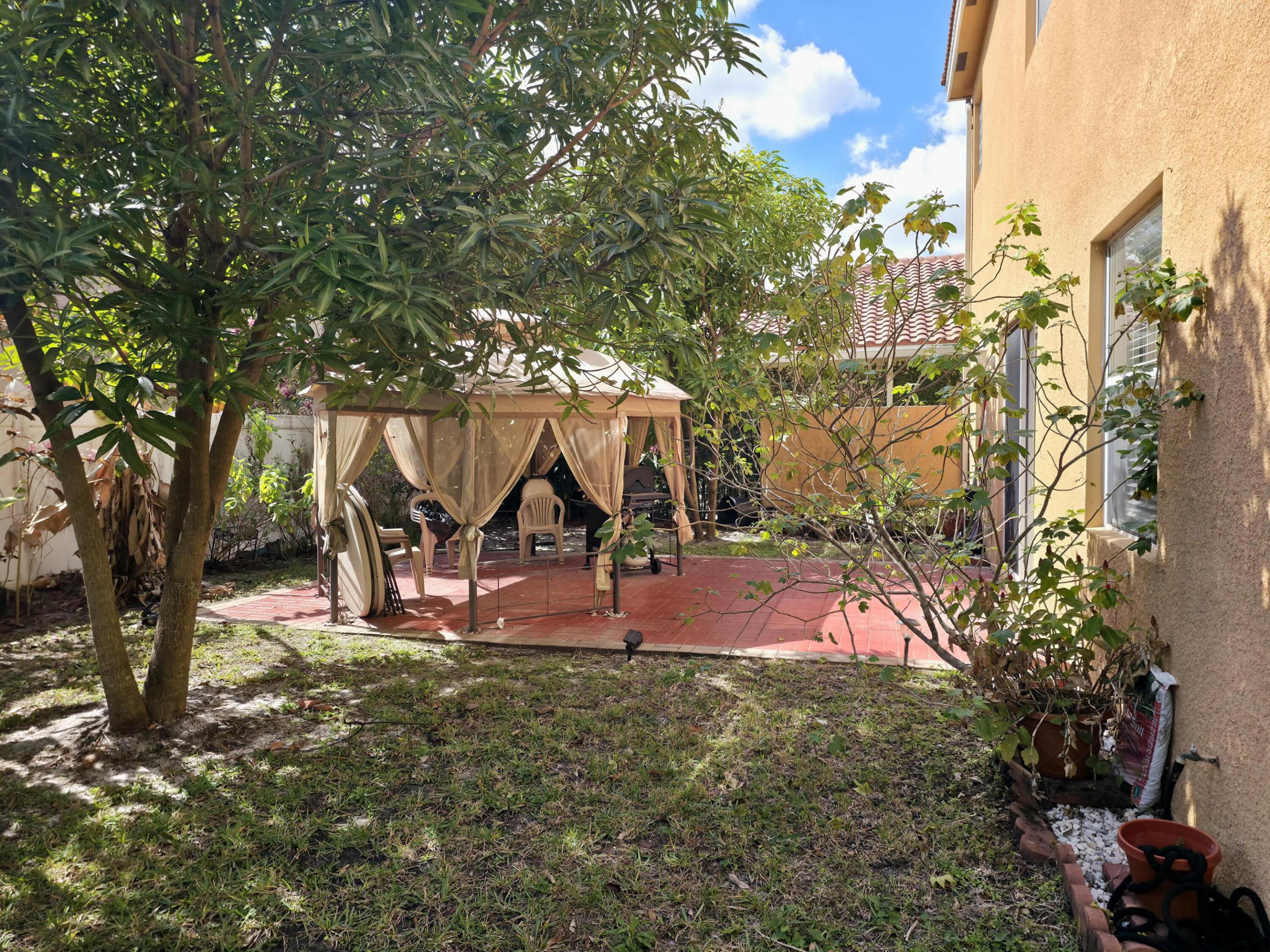 236 Gazetta Way Property Photo 17