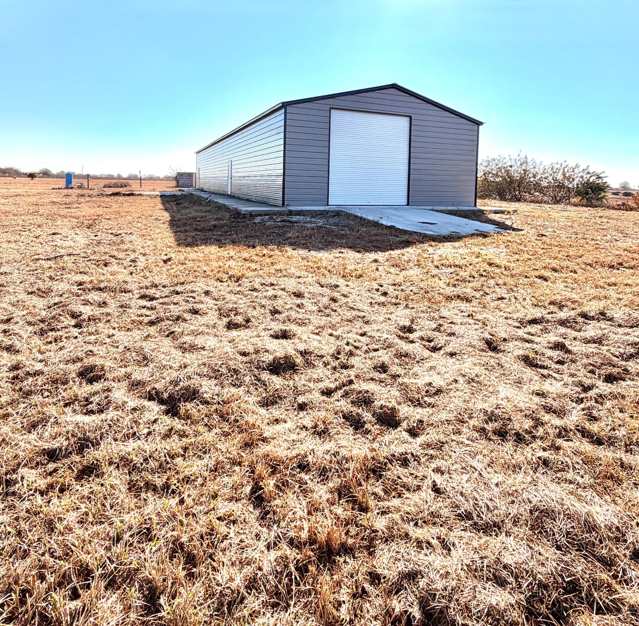 3970 Ne 80th Avenue Property Photo 1