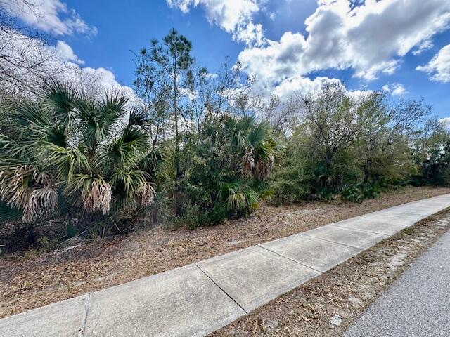 4921 S Fairway Drive Property Photo 4