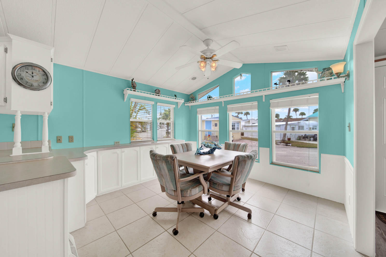 10725 S Ocean Drive 534 Property Photo 1