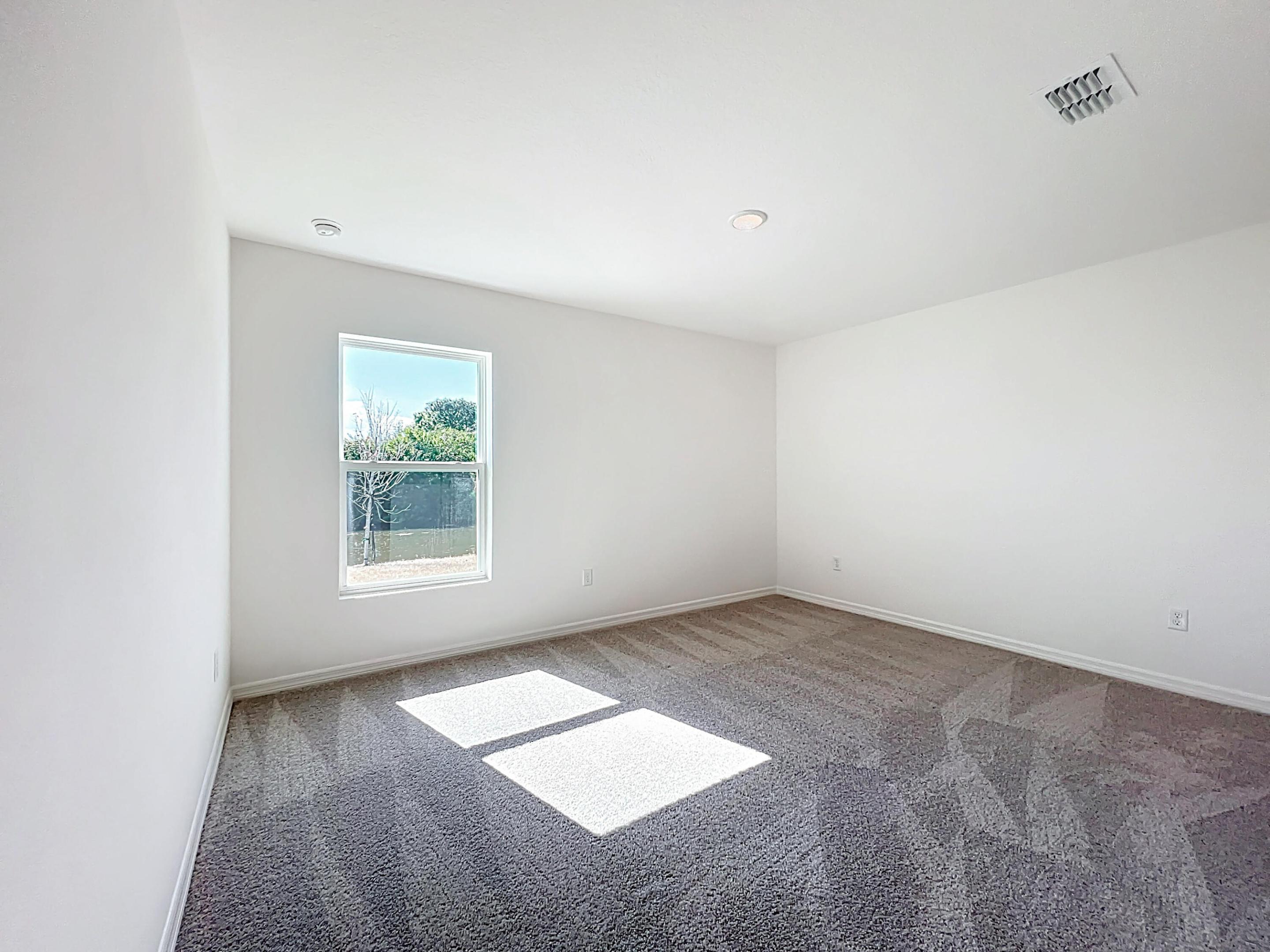 1390 Schumann Drive Property Photo 21