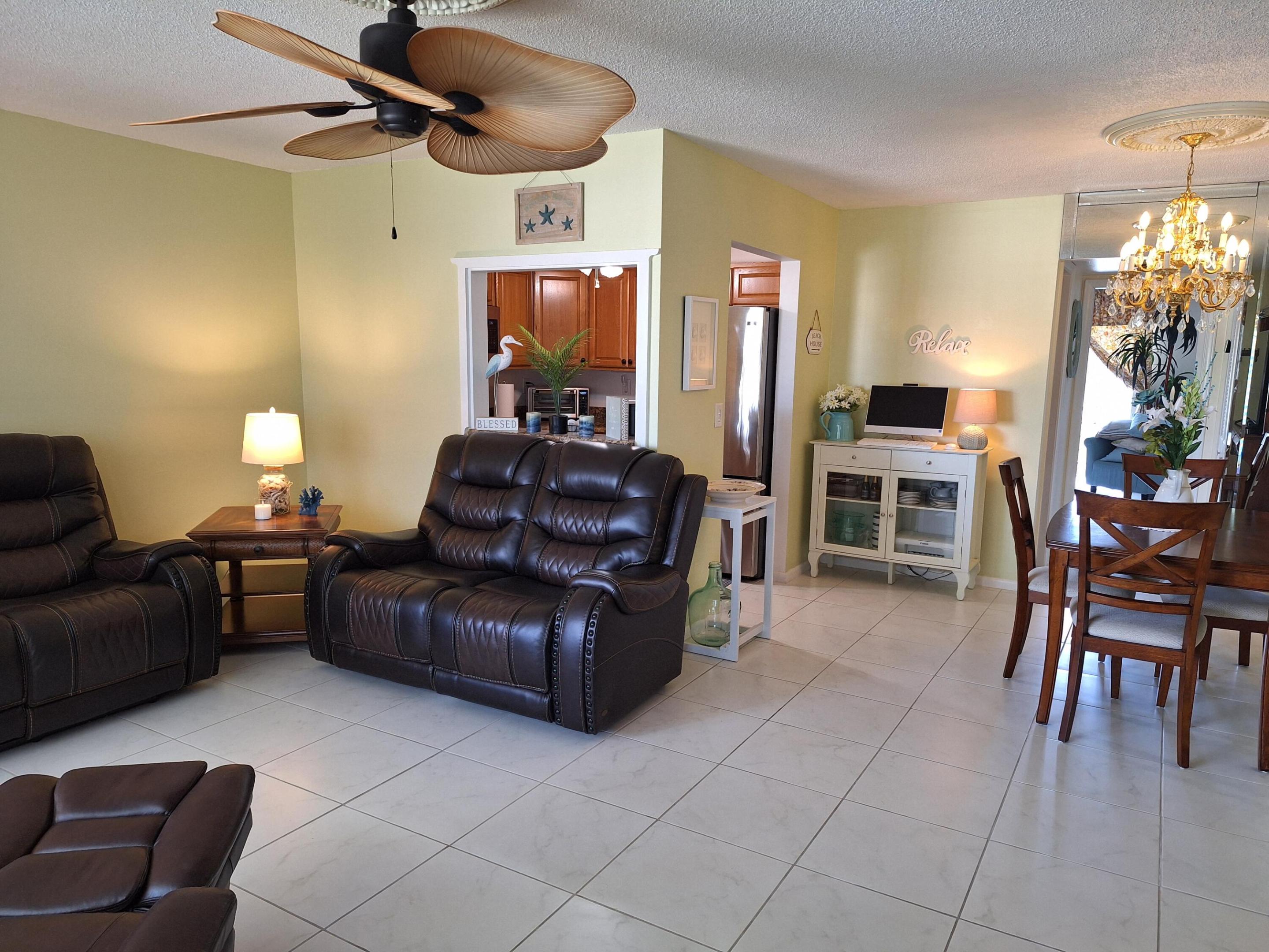 305 Andover L Property Photo 2