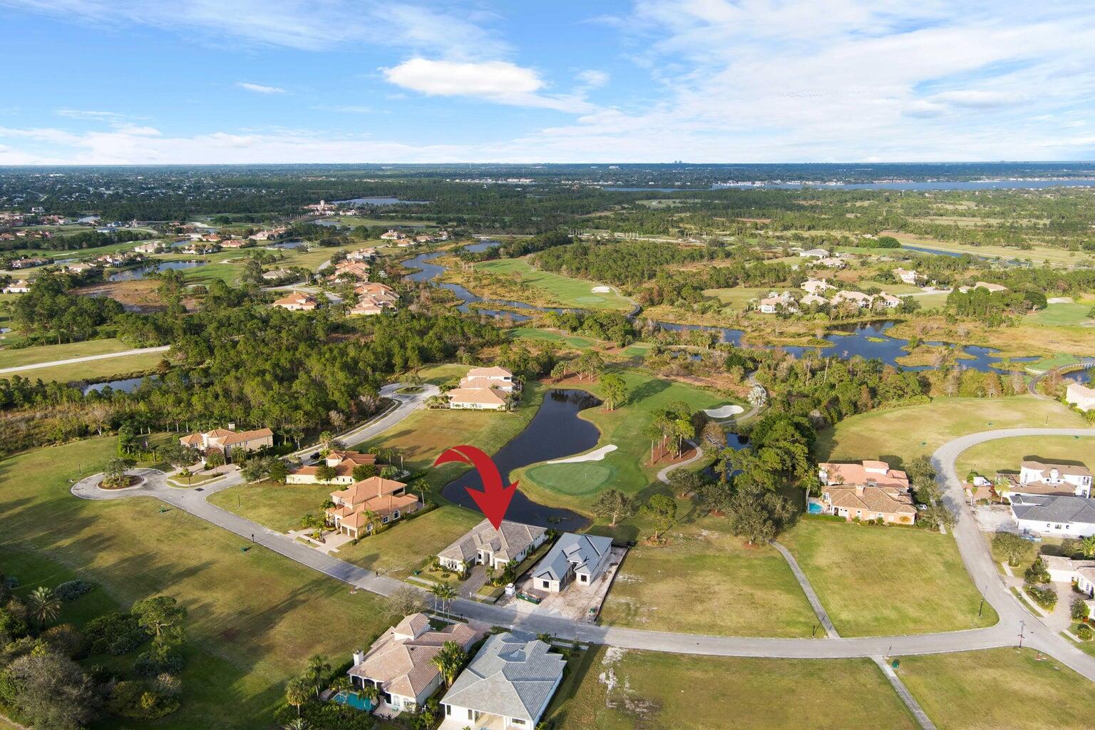 109 Se Via Verona Property Photo 3